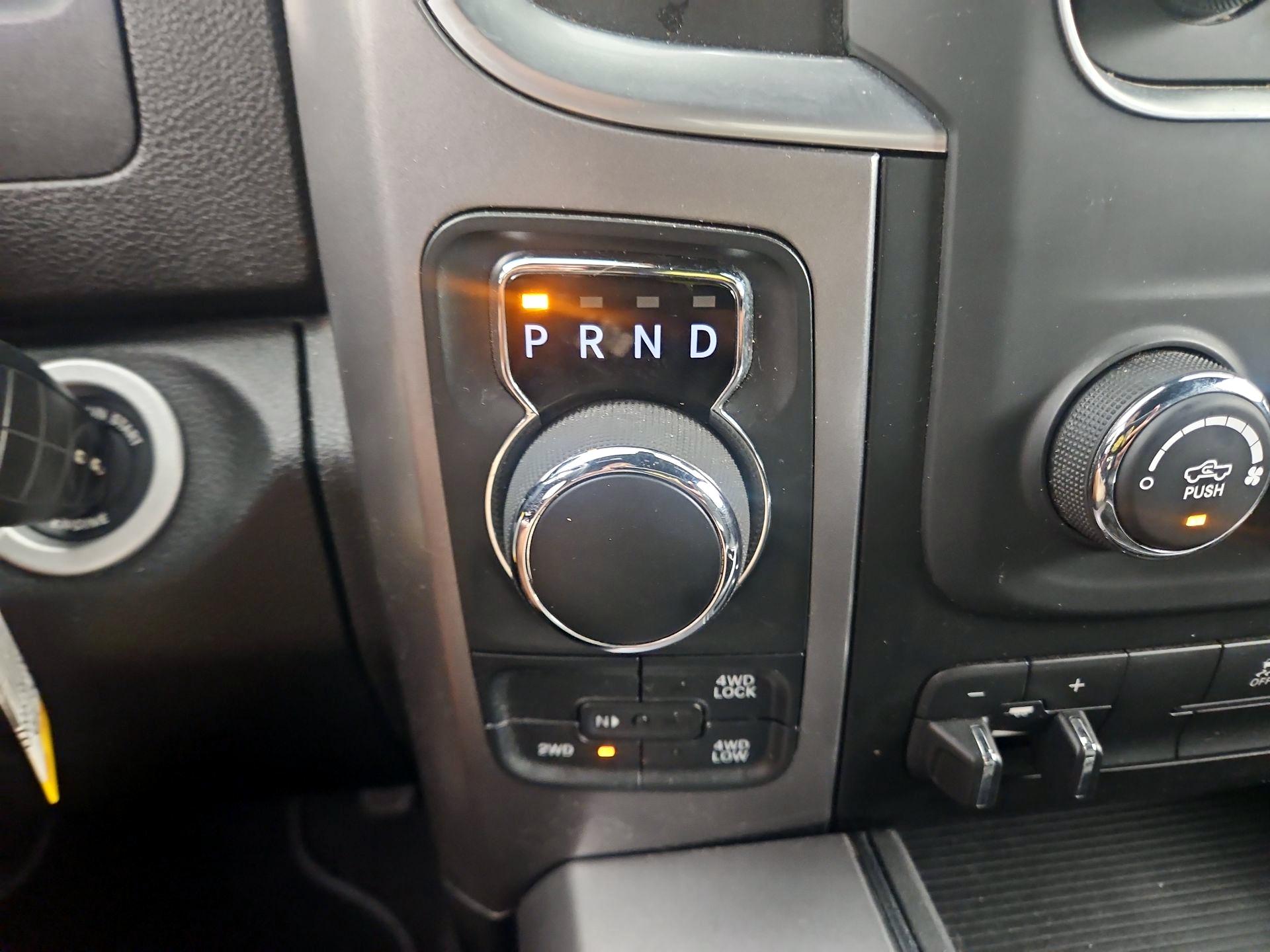 Thumbnail: 2022 RAM 1500 Classic - 17