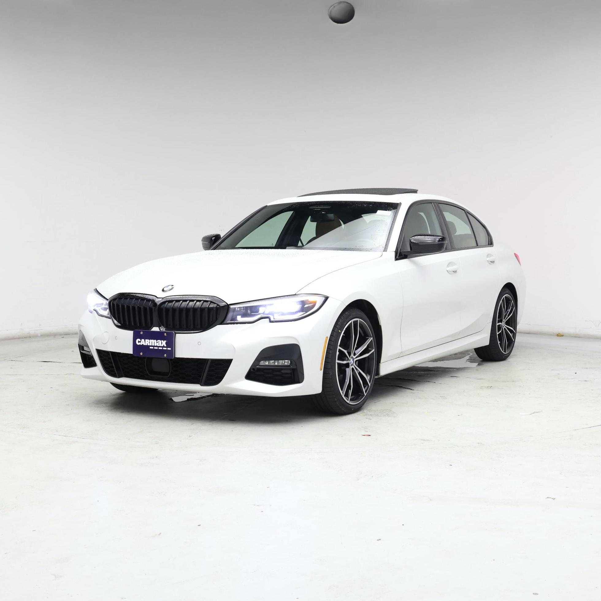 Thumbnail: 2021 BMW 3 Series - 4