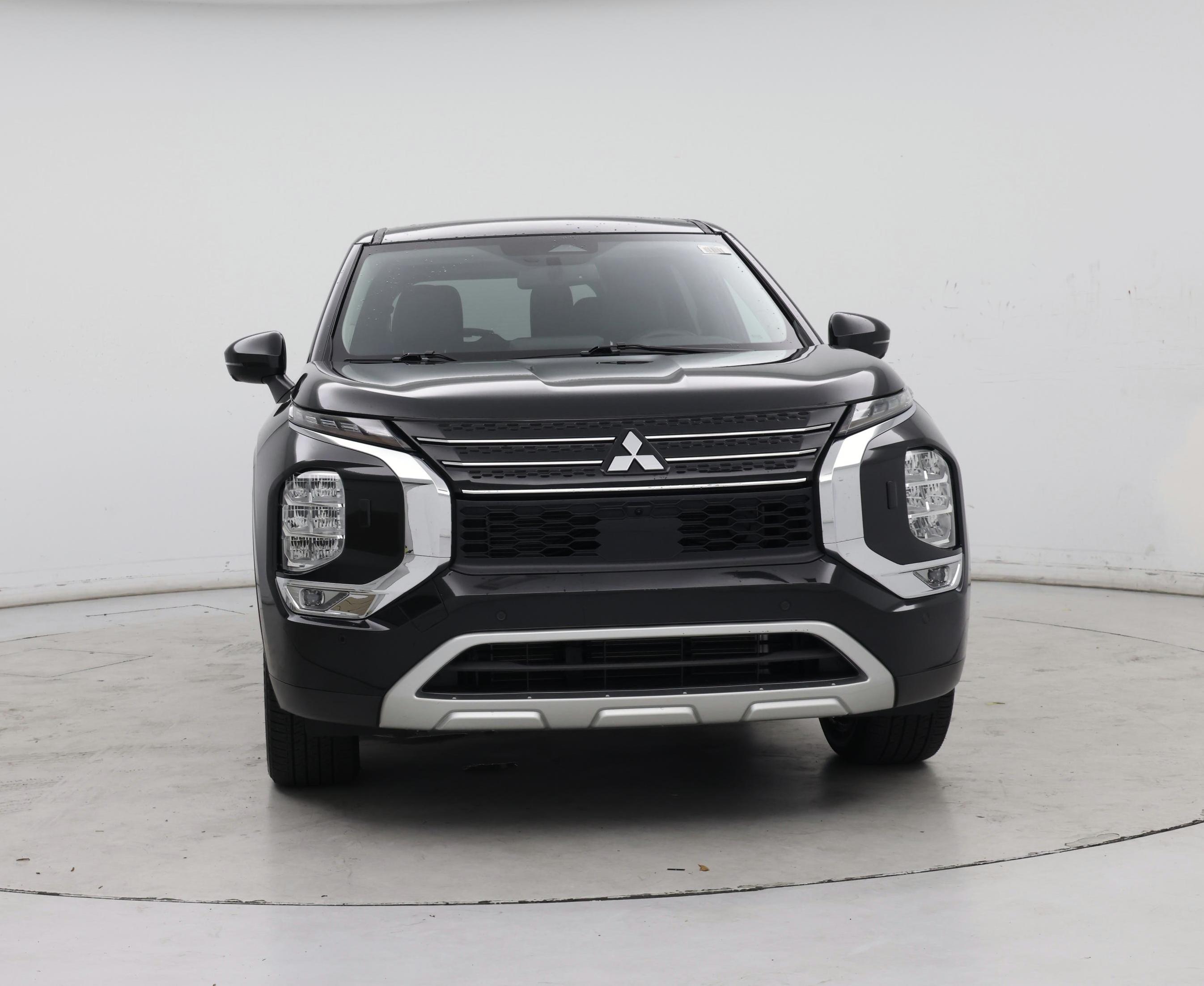 Thumbnail: 2024 Mitsubishi Outlander - 5