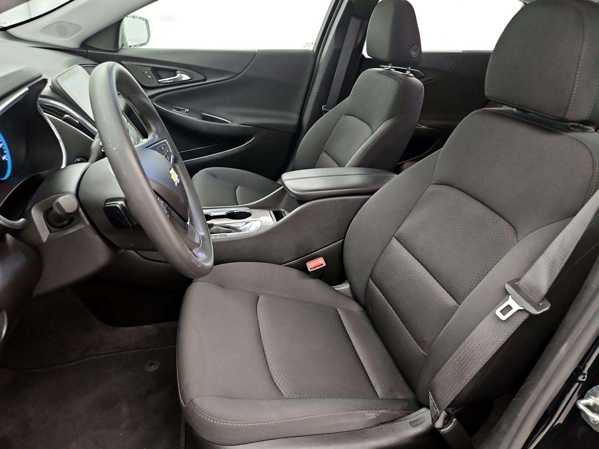 Thumbnail: 2021 Chevrolet Malibu - 11