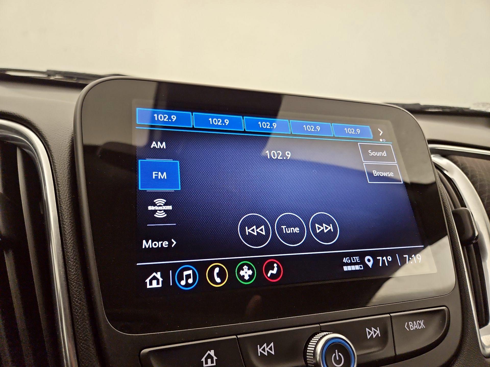 Thumbnail: 2021 Chevrolet Malibu - 15