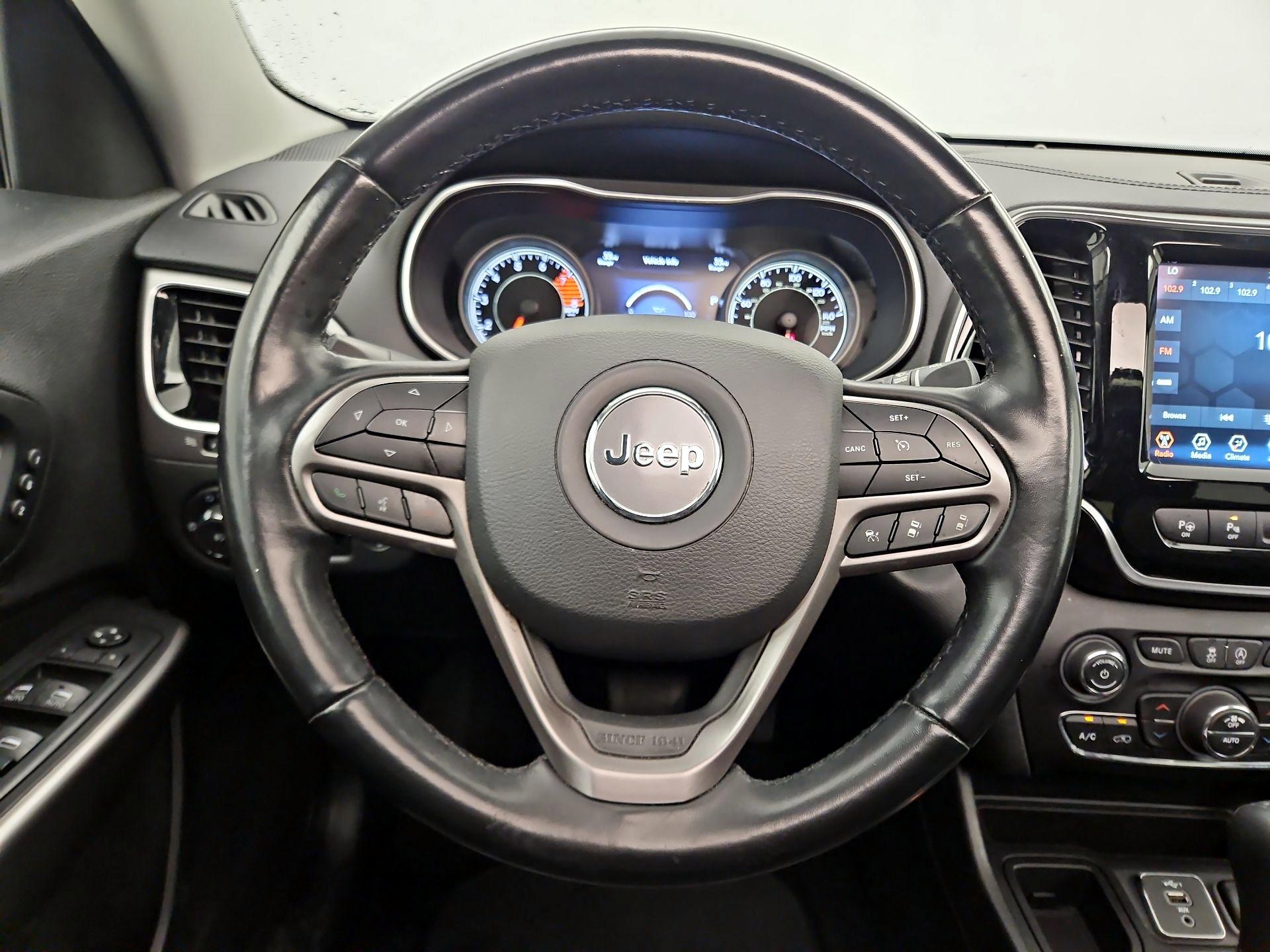 Thumbnail: 2021 Jeep Cherokee - 10