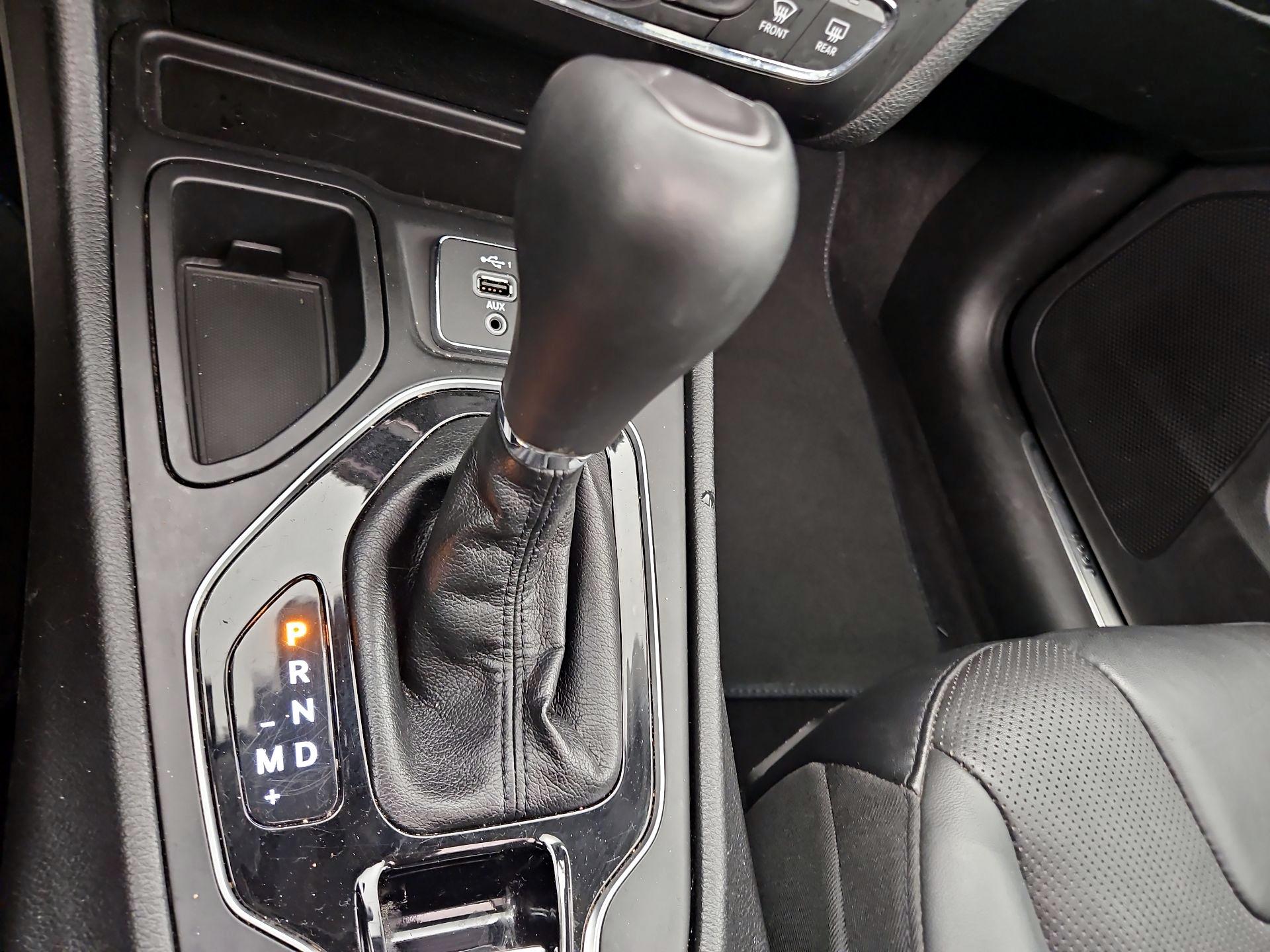 Thumbnail: 2021 Jeep Cherokee - 17