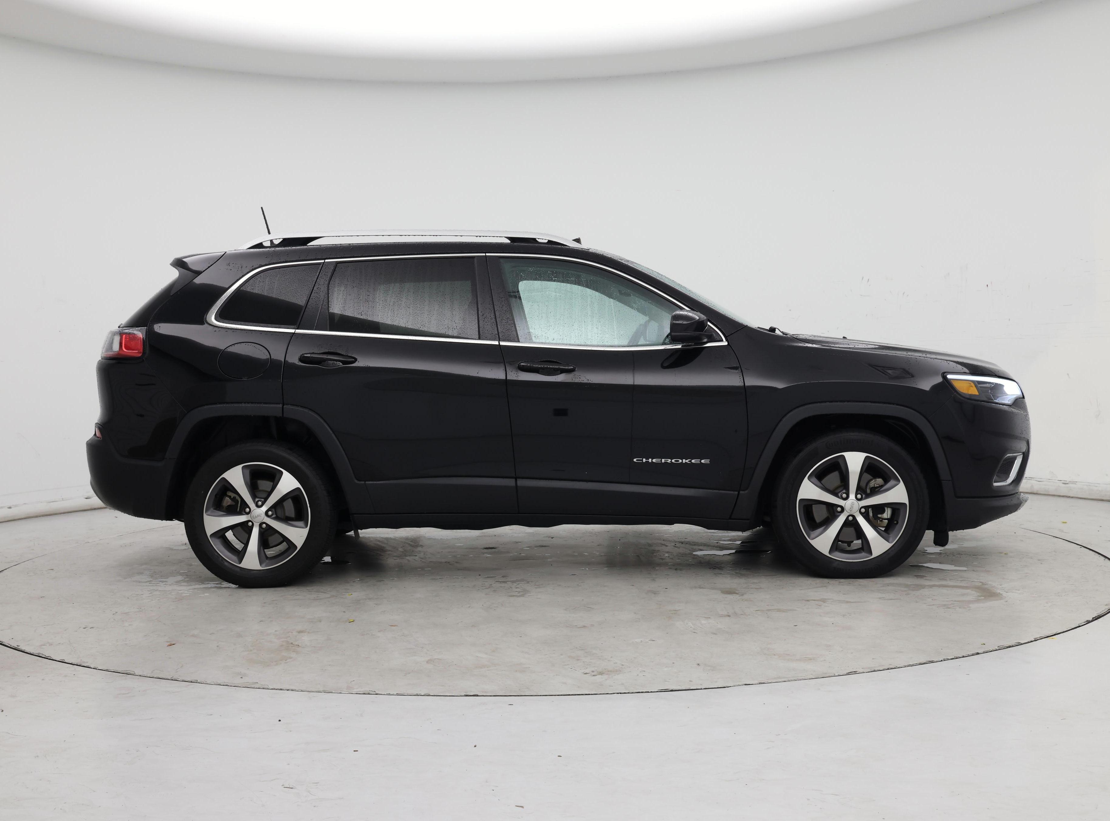 Thumbnail: 2021 Jeep Cherokee - 7