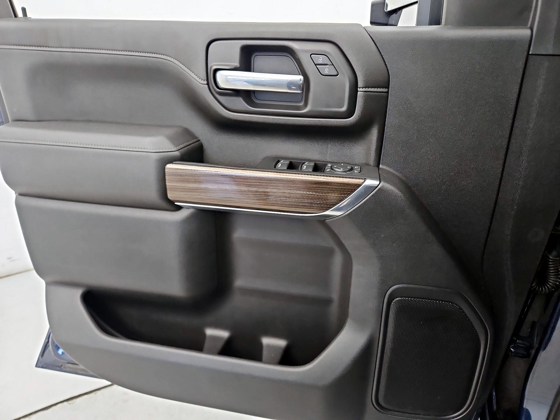 Thumbnail: 2022 Chevrolet Silverado 2500 - 12