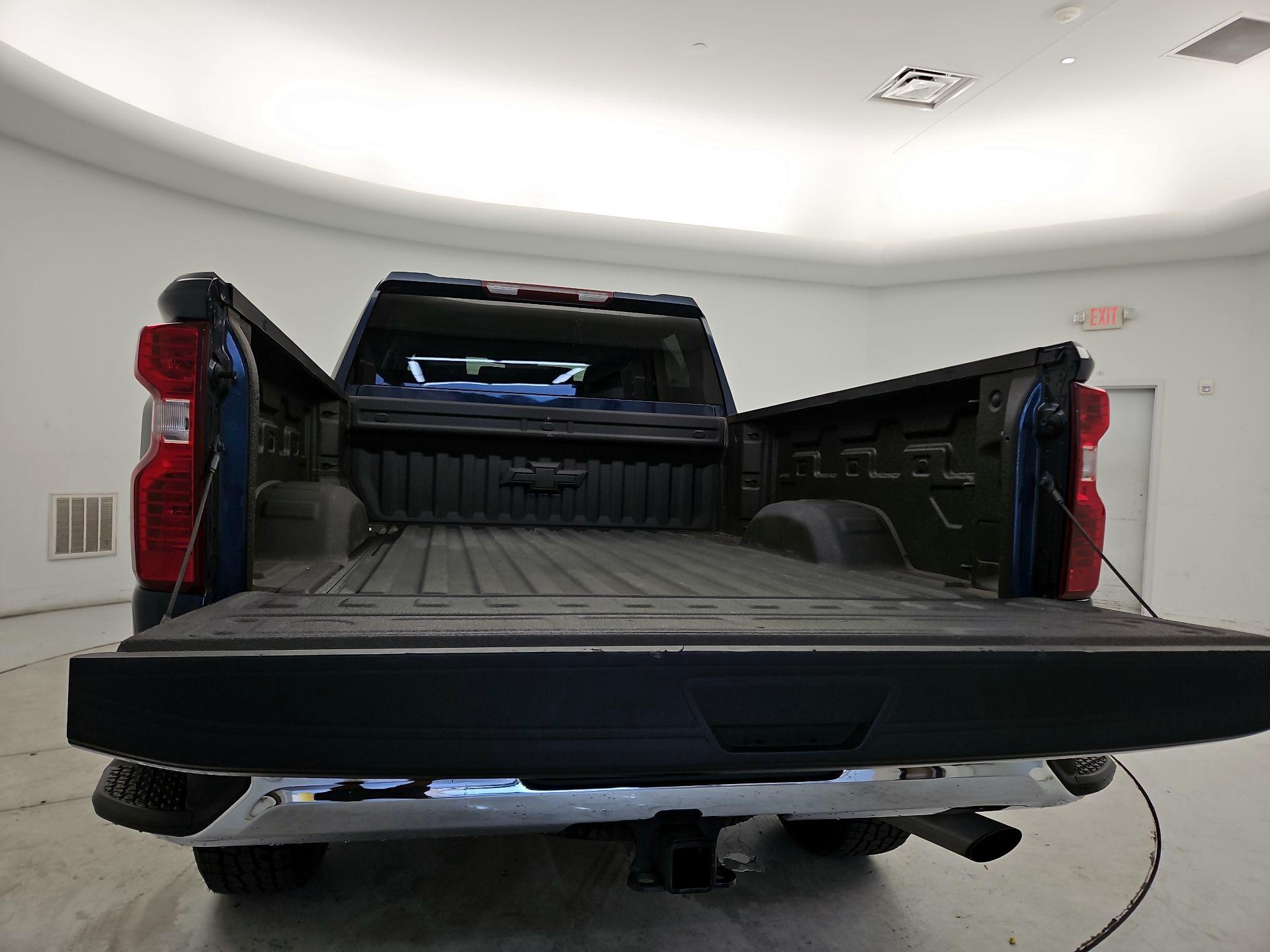 Thumbnail: 2022 Chevrolet Silverado 2500 - 20