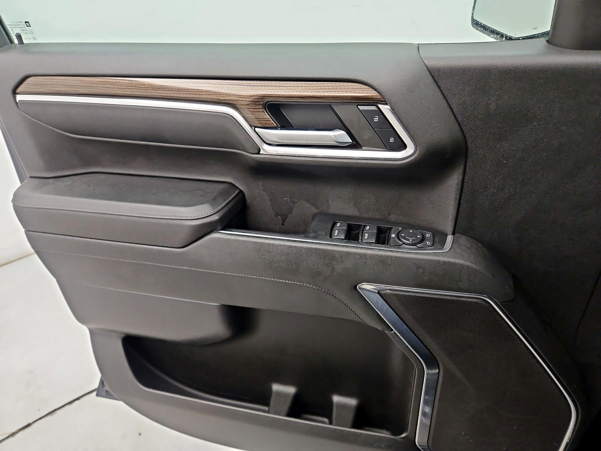 Thumbnail: 2023 Chevrolet Silverado 1500 - 12