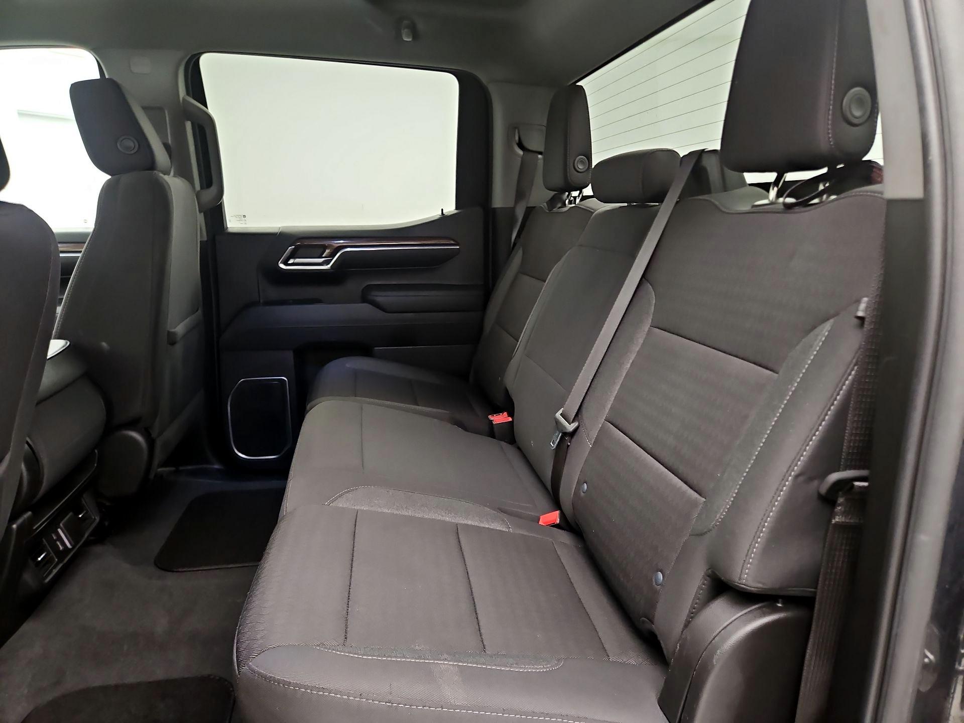 Thumbnail: 2023 Chevrolet Silverado 1500 - 19