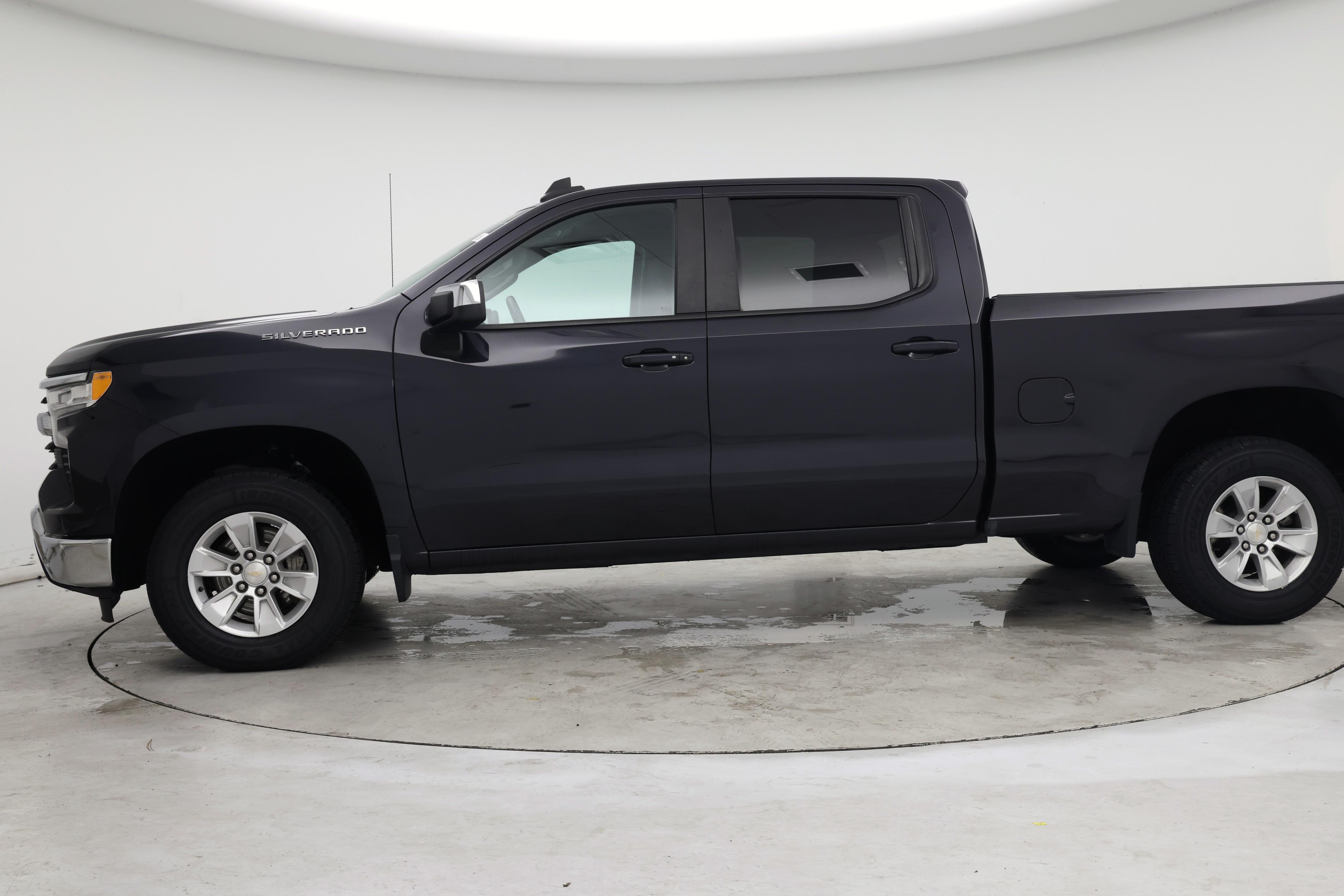 Thumbnail: 2023 Chevrolet Silverado 1500 - 3