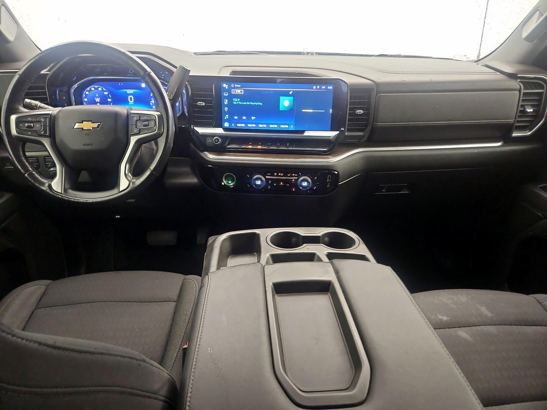 Thumbnail: 2022 Chevrolet Silverado 1500 - 9