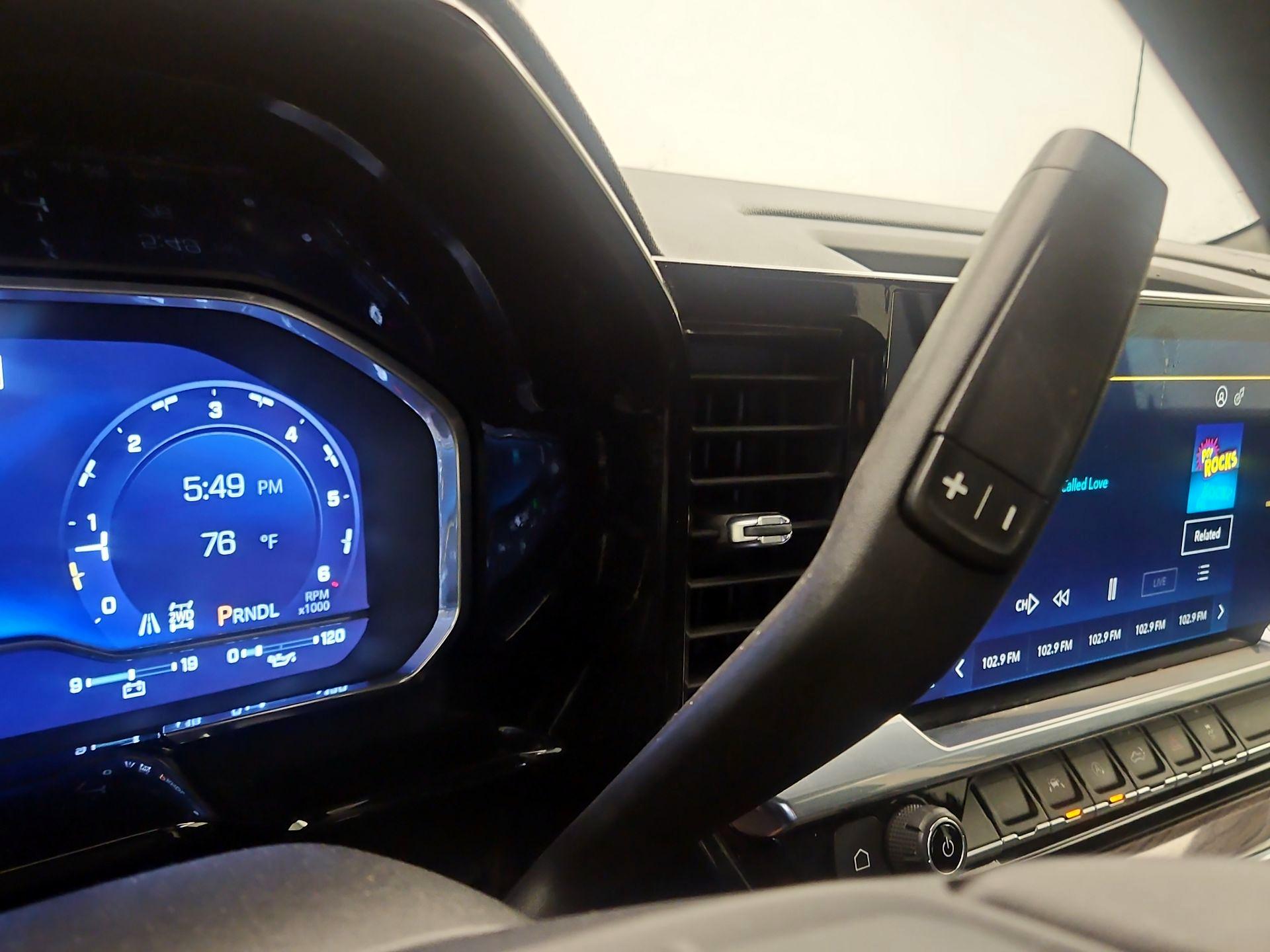 Thumbnail: 2022 Chevrolet Silverado 1500 - 17