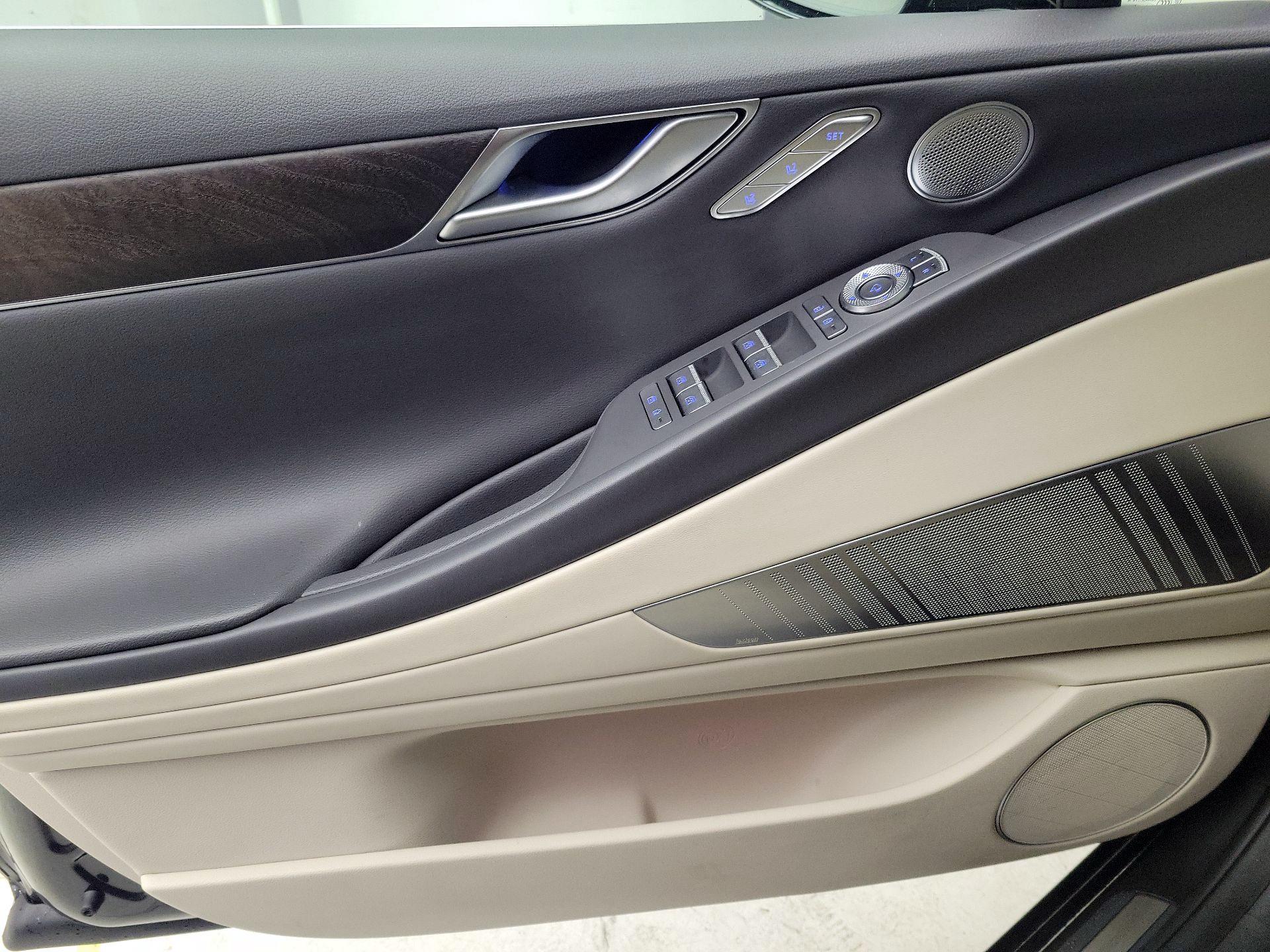 Thumbnail: 2022 Genesis G80 - 12