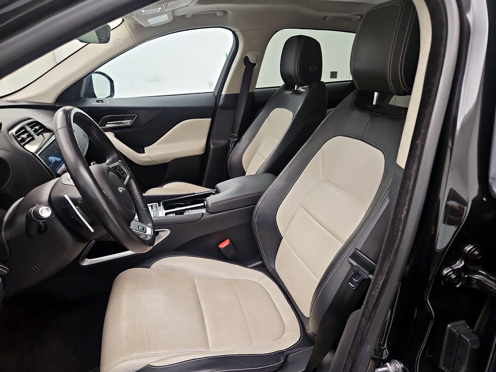 Thumbnail: 2020 Jaguar F-Pace - 11