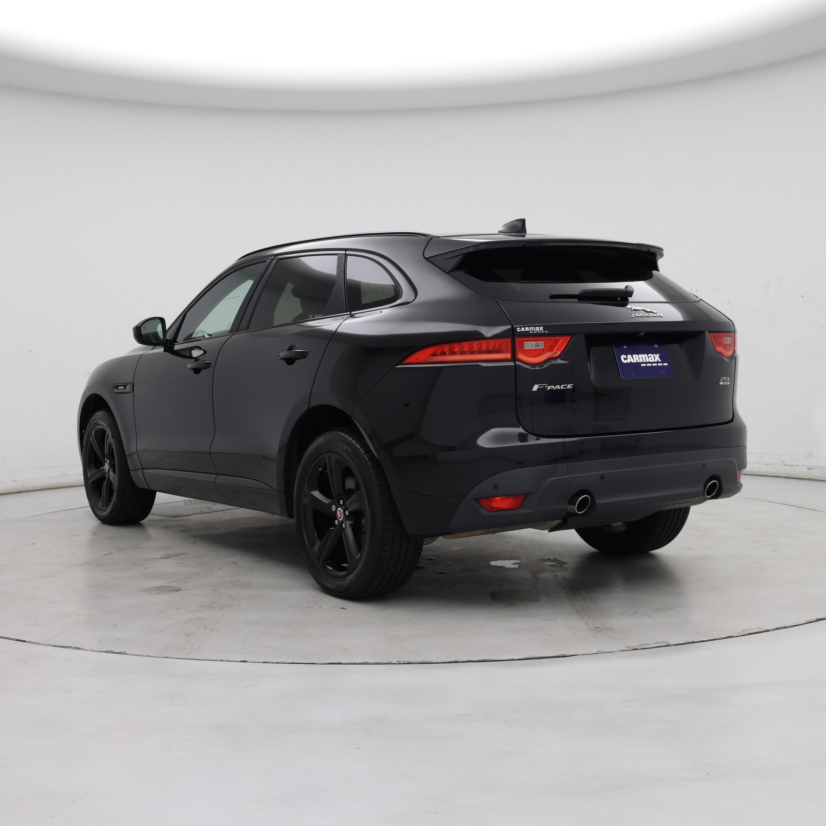 Thumbnail: 2020 Jaguar F-Pace - 2