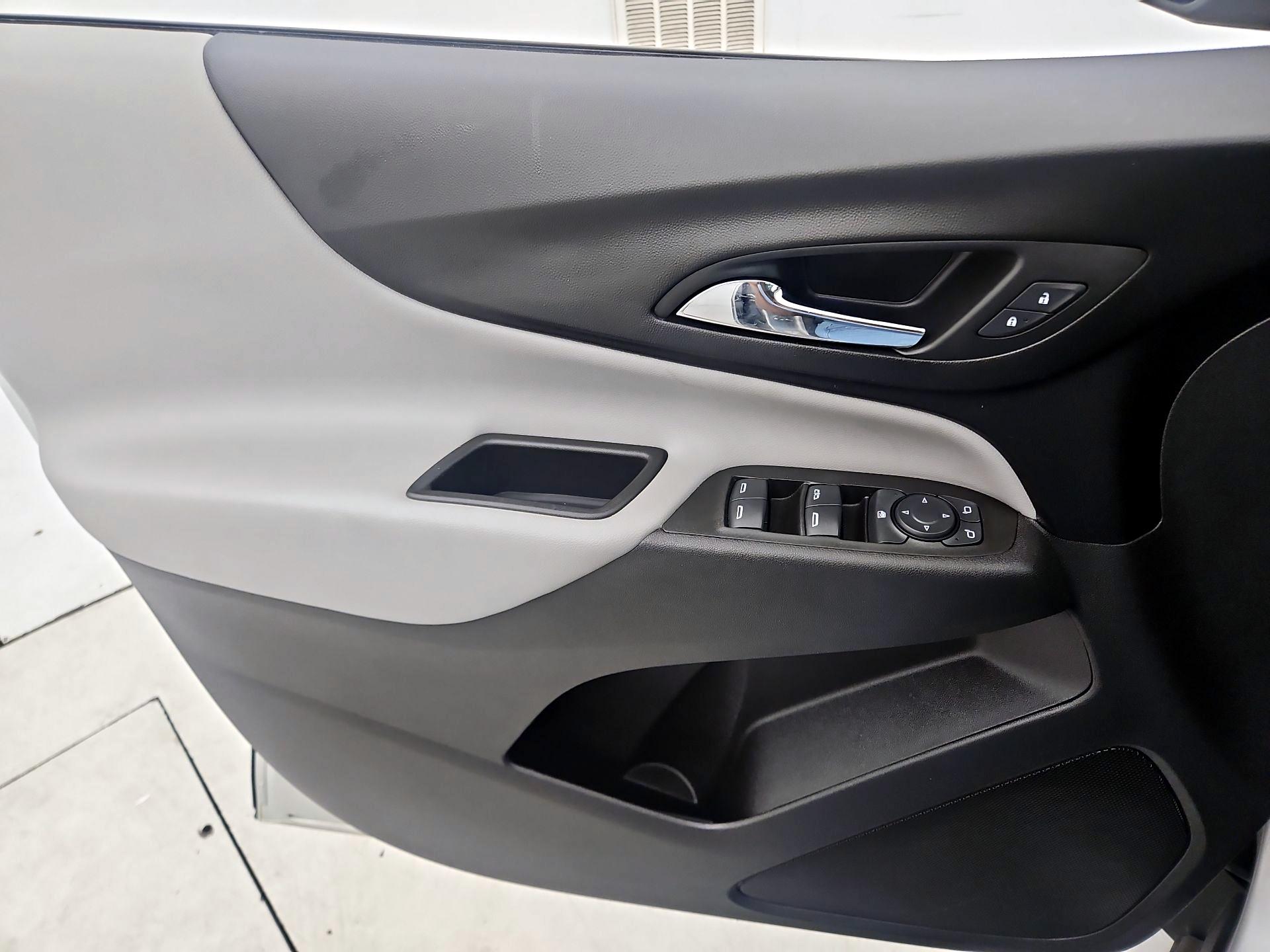 Thumbnail: 2021 Chevrolet Equinox - 12