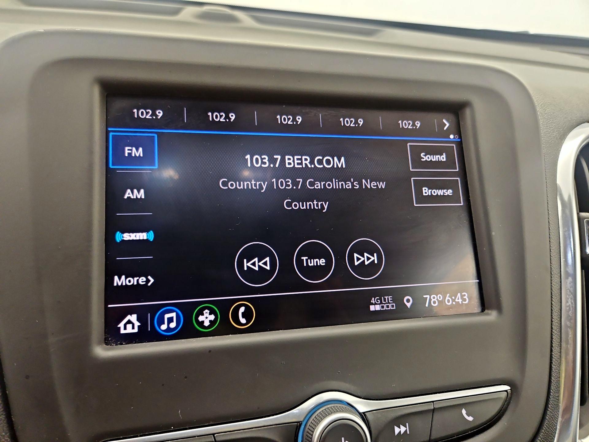 Thumbnail: 2021 Chevrolet Equinox - 15