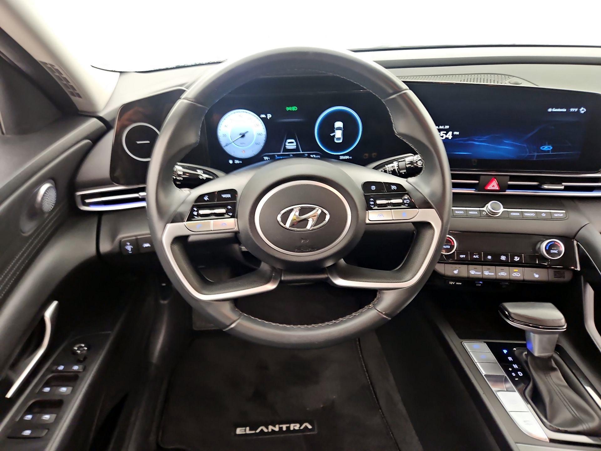 Thumbnail: 2023 Hyundai Elantra - 10
