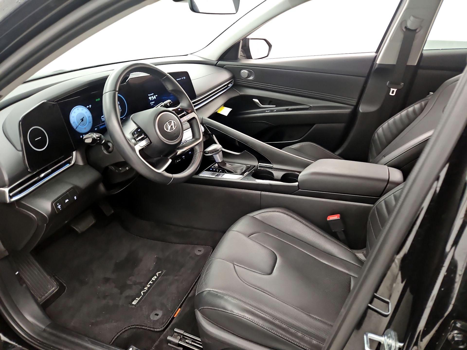 Thumbnail: 2023 Hyundai Elantra - 11