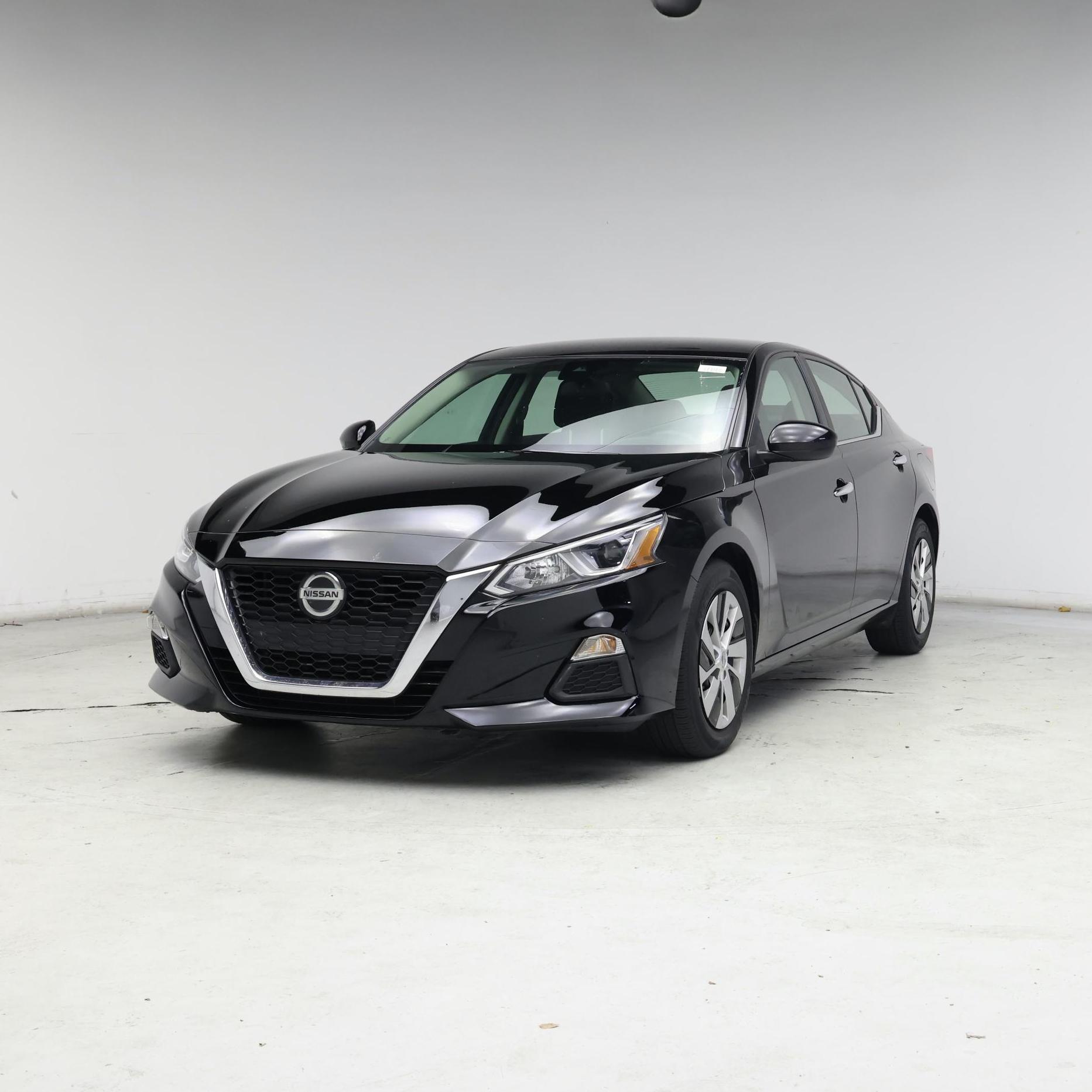 Thumbnail: 2021 Nissan Altima - 4