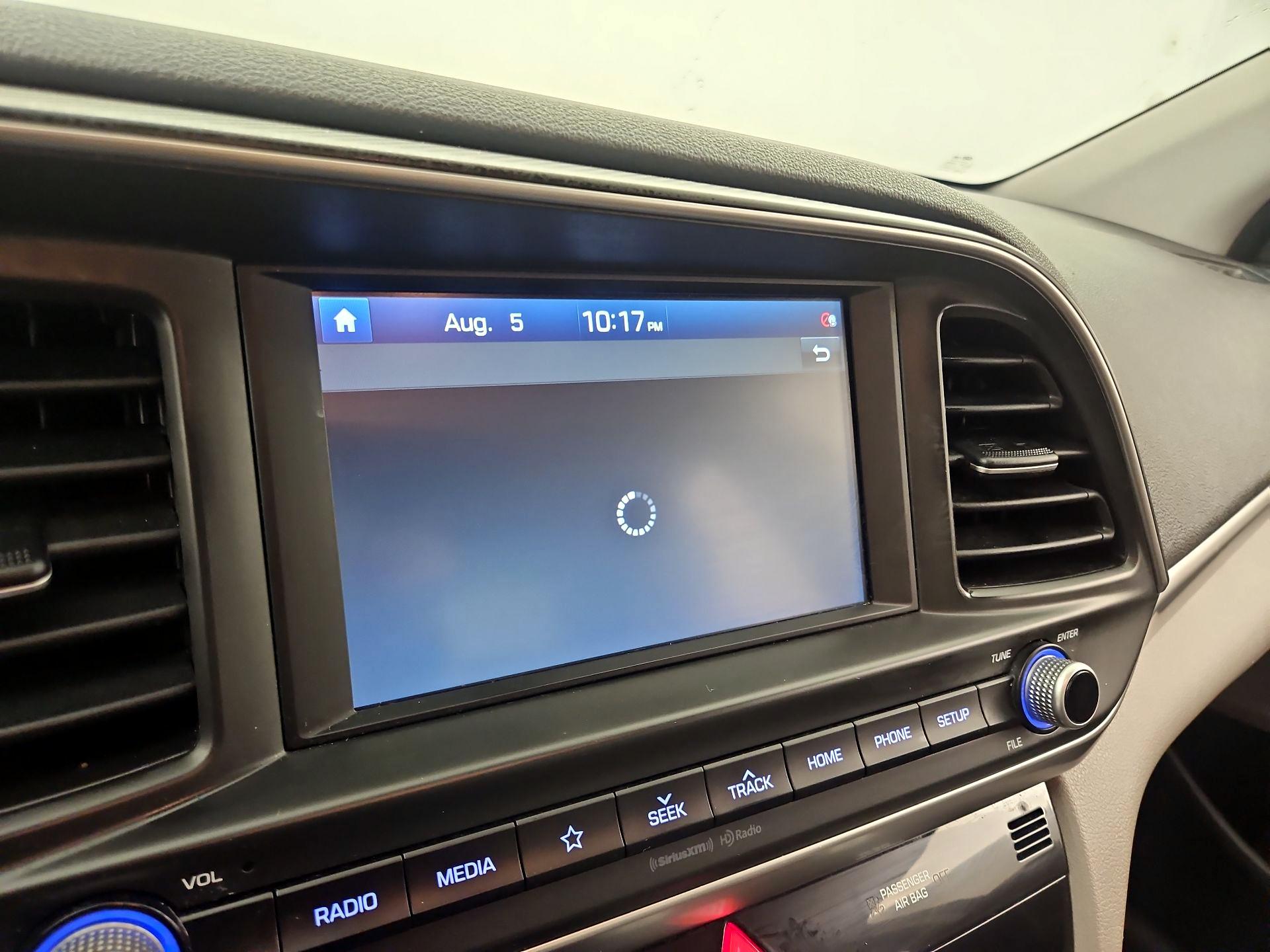 Thumbnail: 2020 Hyundai Elantra - 15