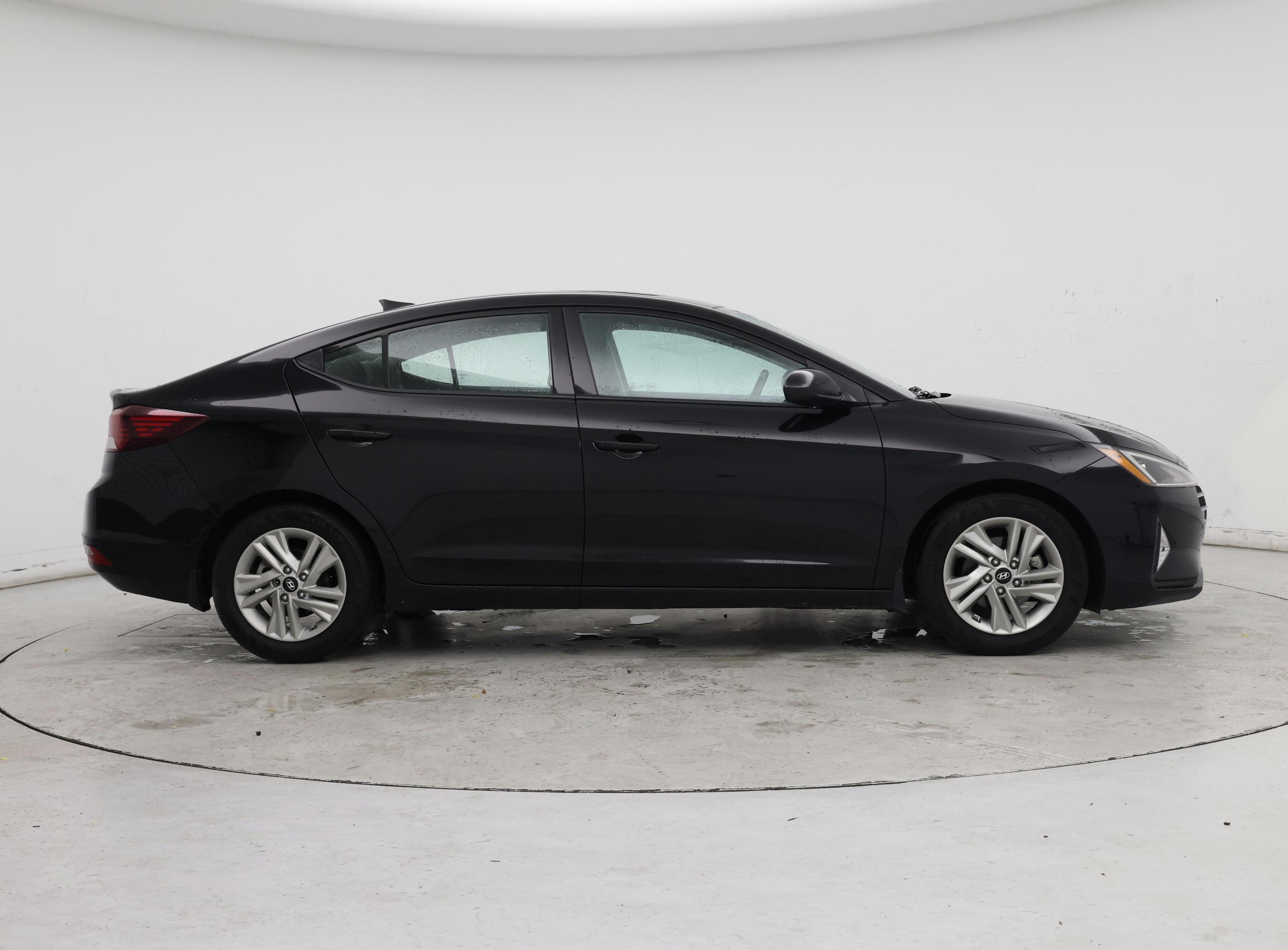 Thumbnail: 2020 Hyundai Elantra - 7