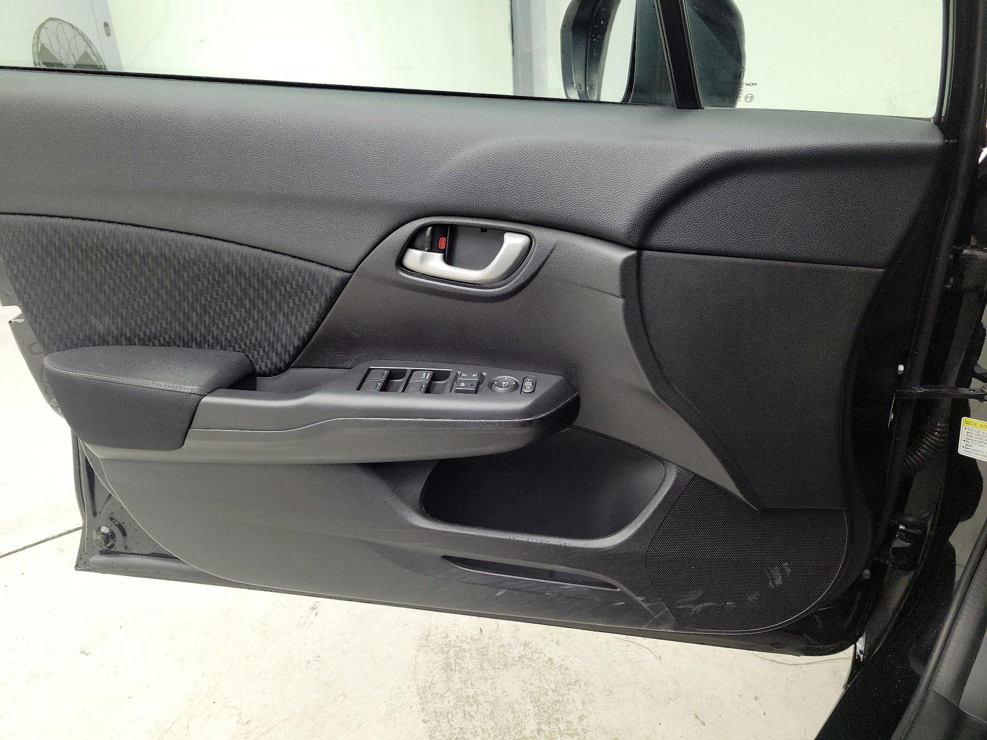 Thumbnail: 2015 Honda Civic - 12