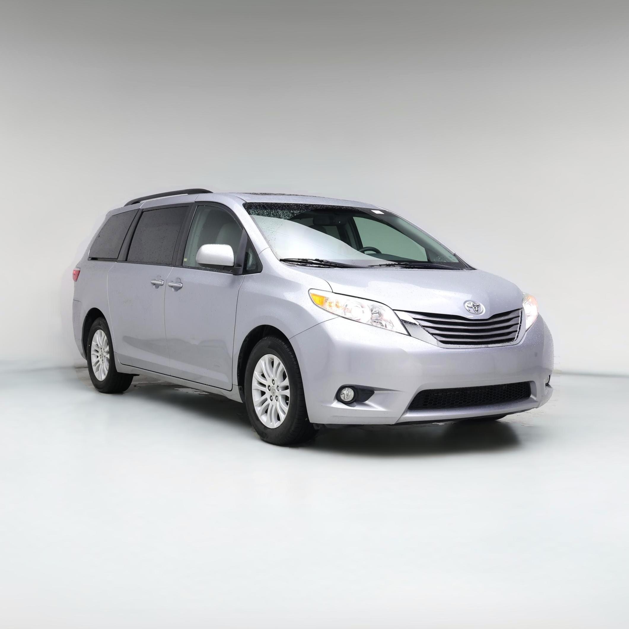 Thumbnail: 2015 Toyota Sienna - 1