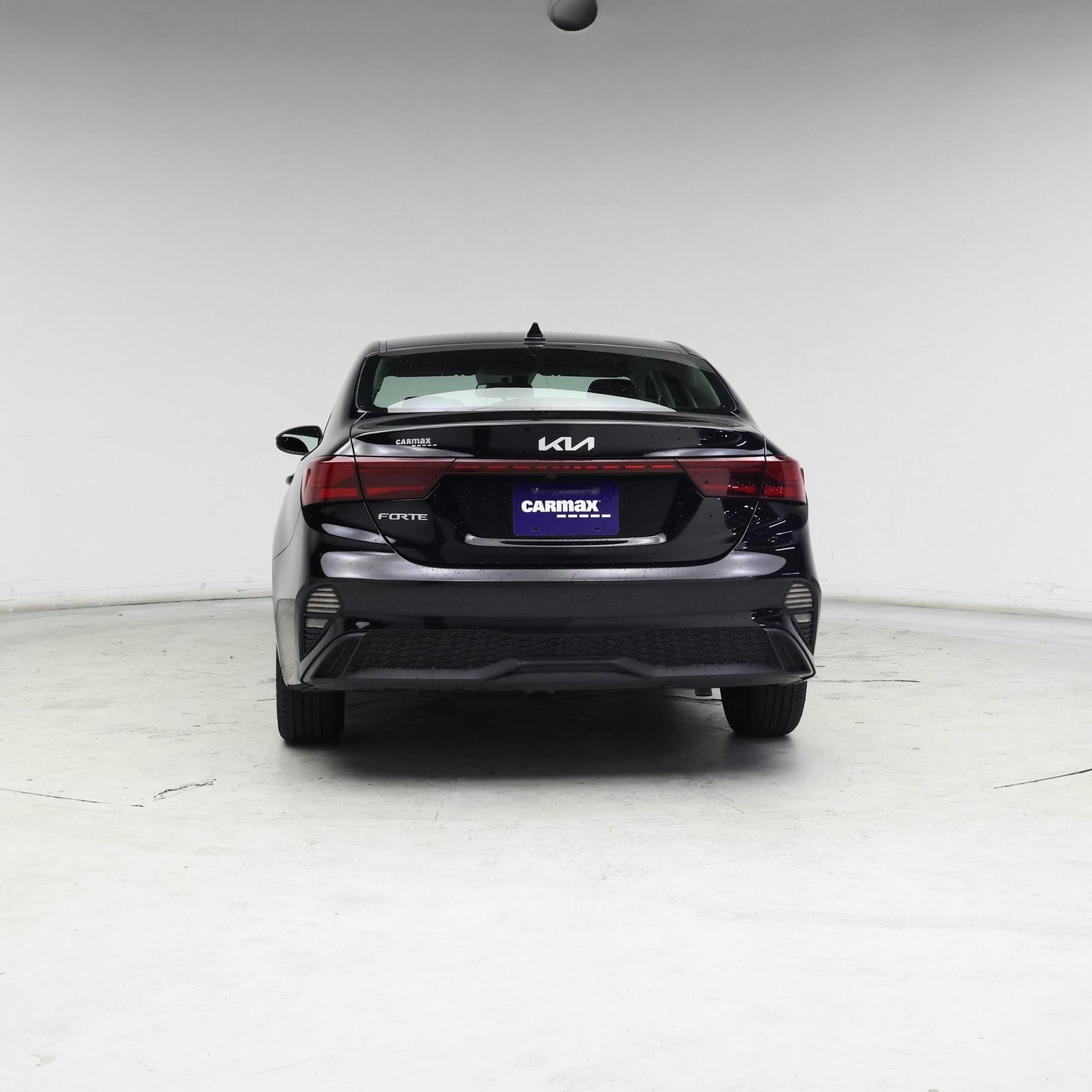 Thumbnail: 2023 Kia Forte - 6