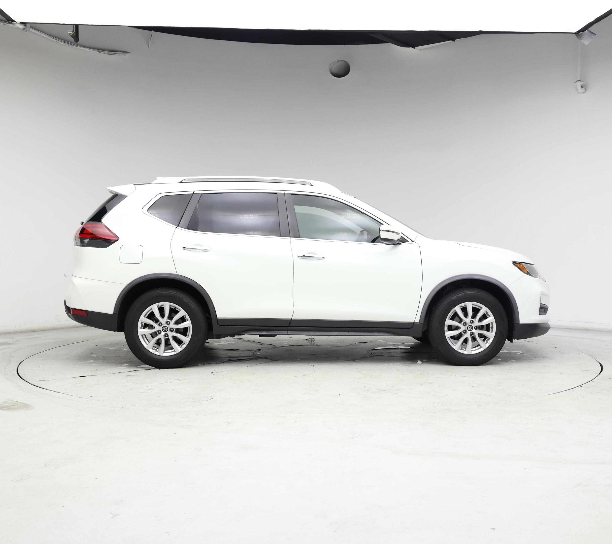 Thumbnail: 2020 Nissan Rogue - 7