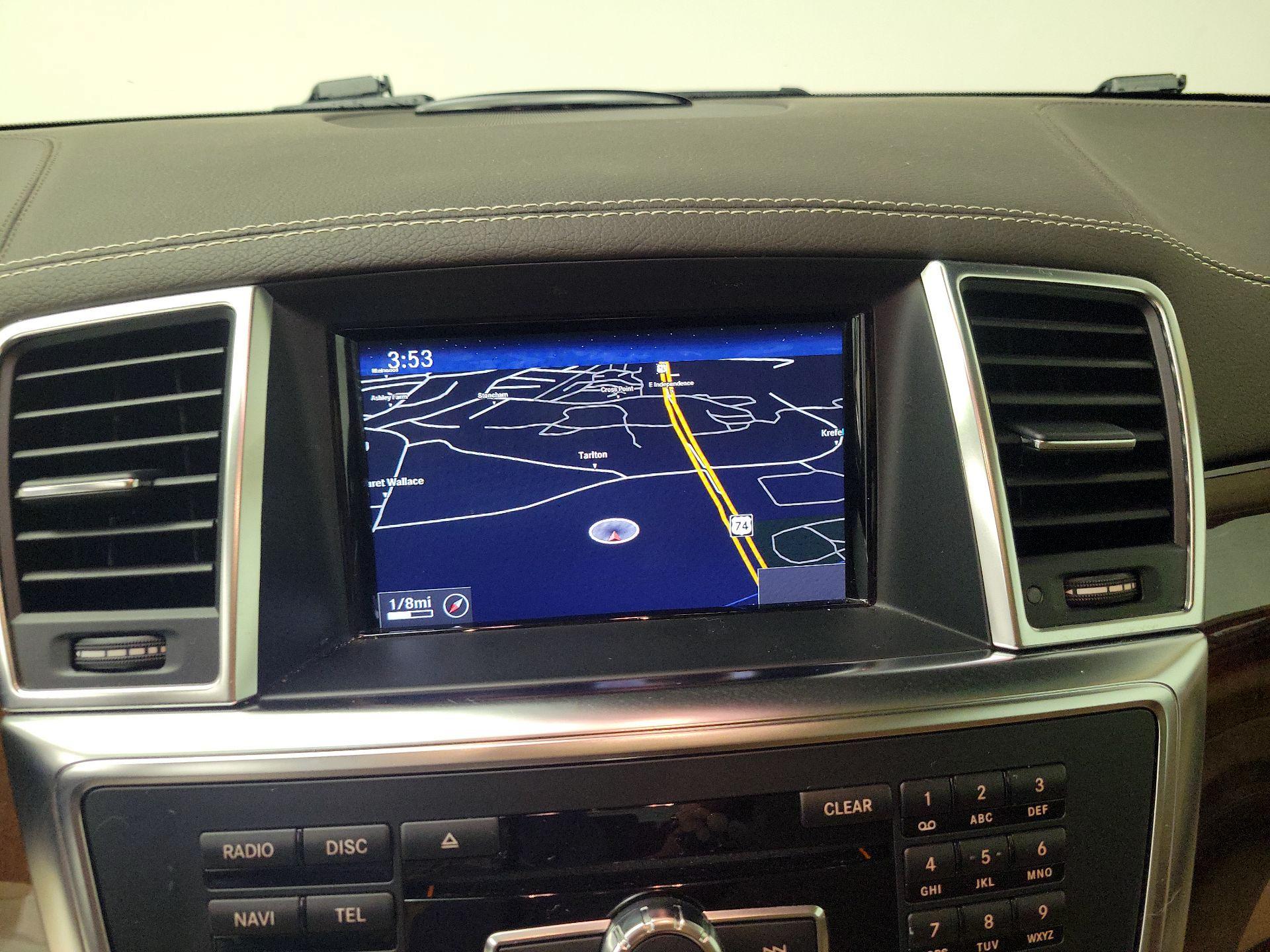 Thumbnail: 2016 Mercedes-Benz GL-Class - 14