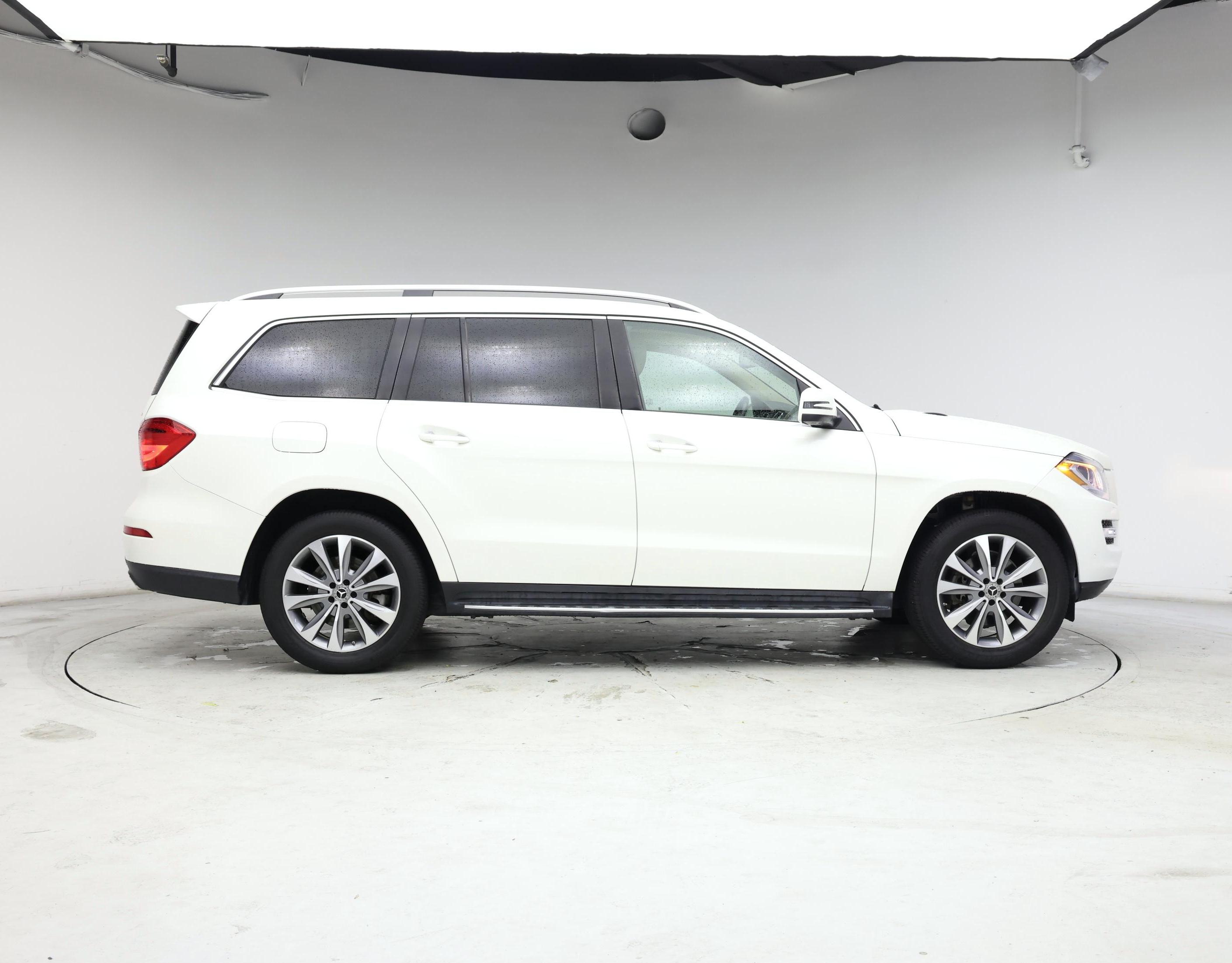 Thumbnail: 2016 Mercedes-Benz GL-Class - 7