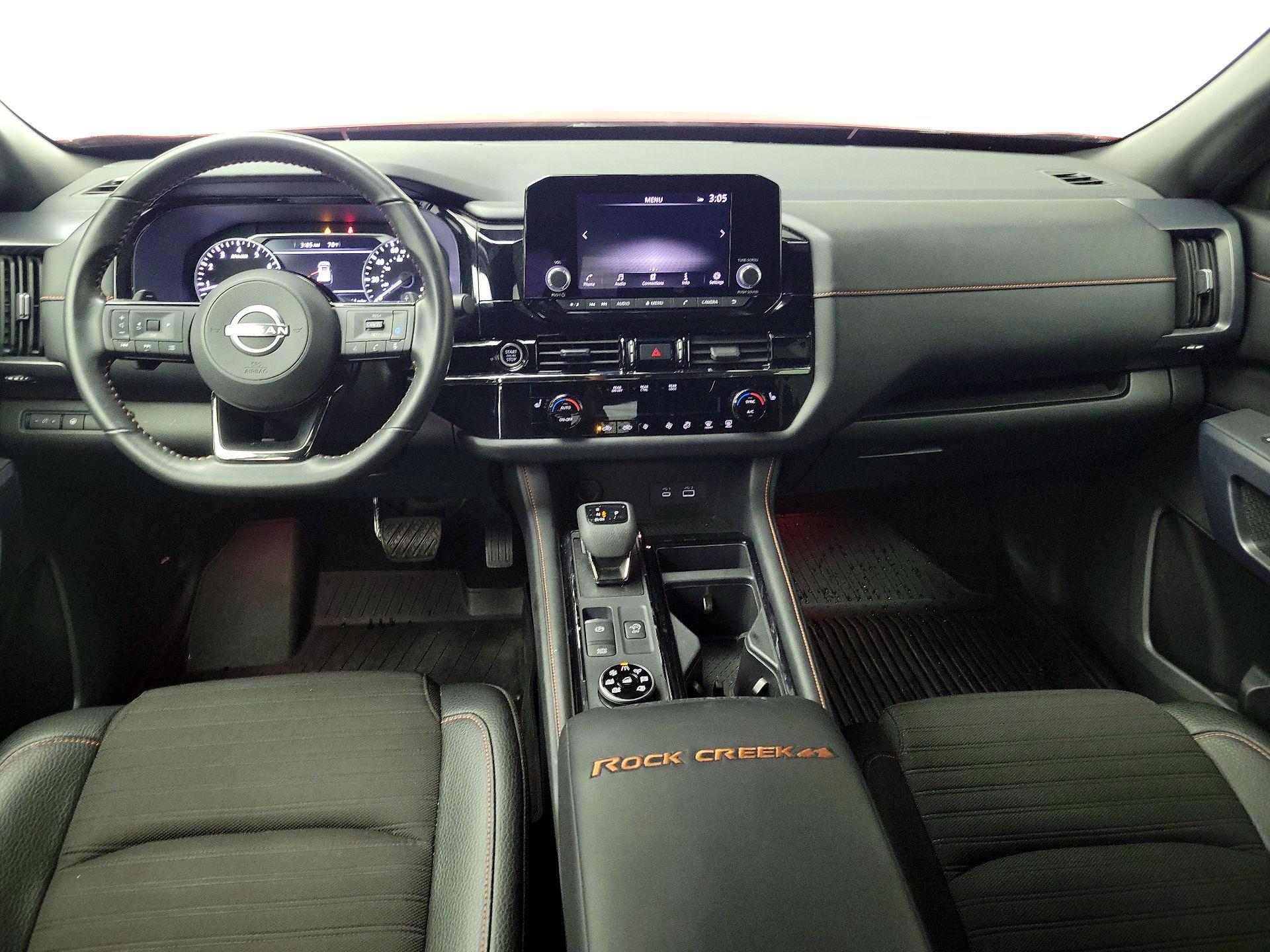 Thumbnail: 2023 Nissan Pathfinder - 9