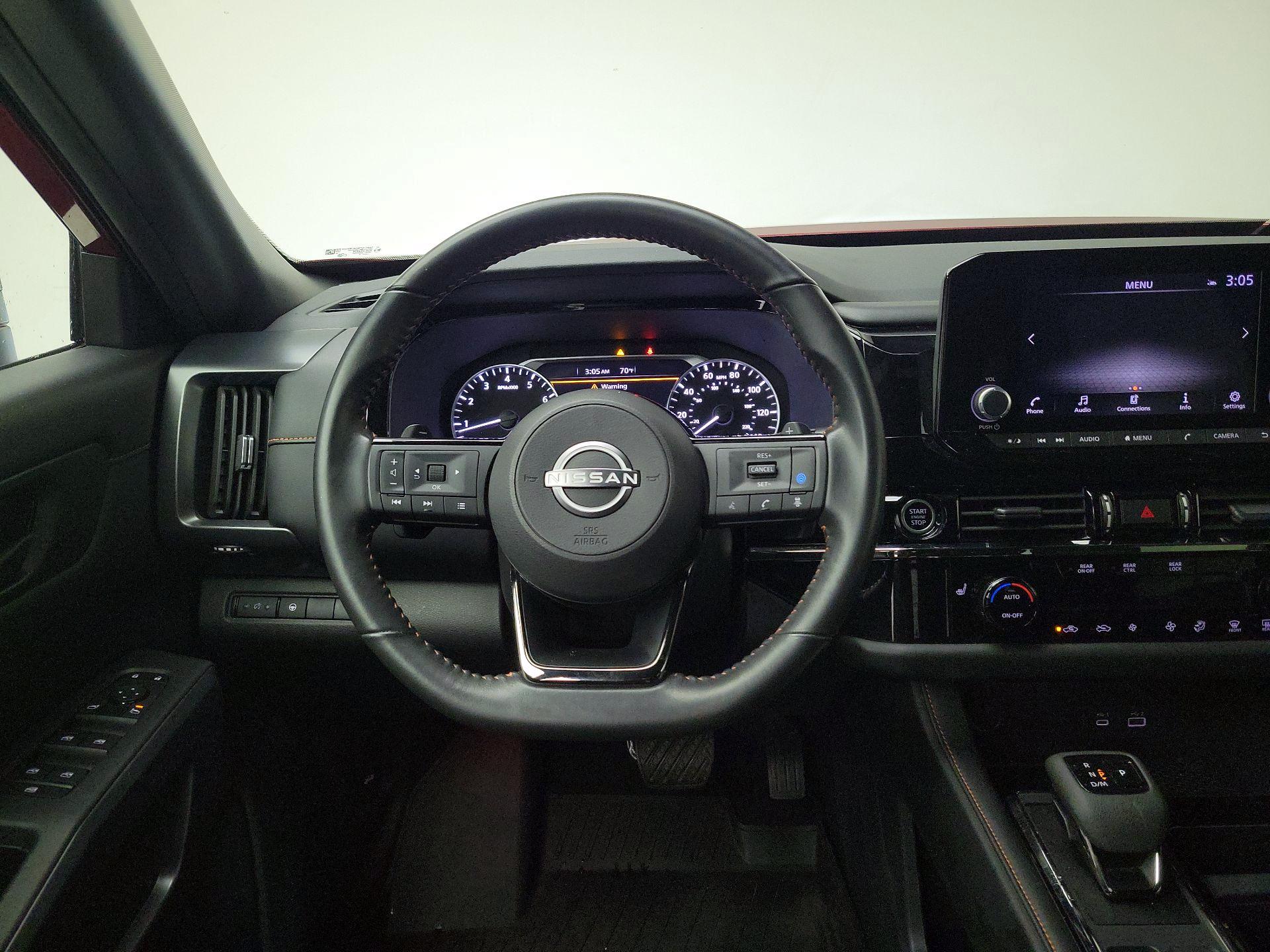 Thumbnail: 2023 Nissan Pathfinder - 10