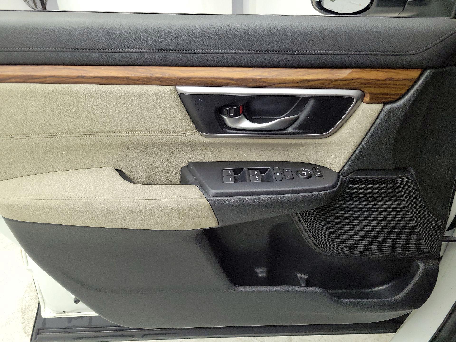 Thumbnail: 2018 Honda CR-V - 12