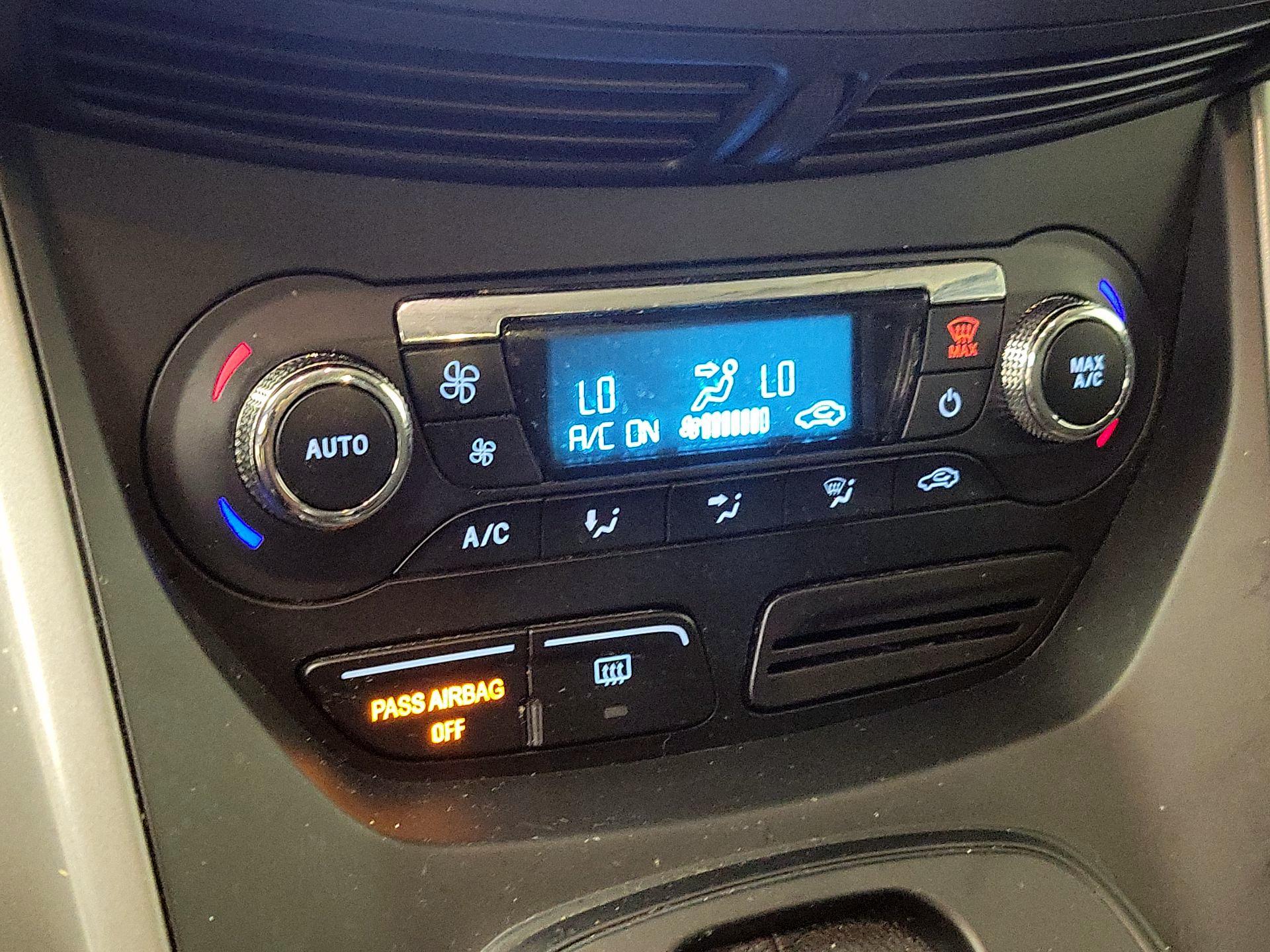 Thumbnail: 2016 Ford Escape - 16