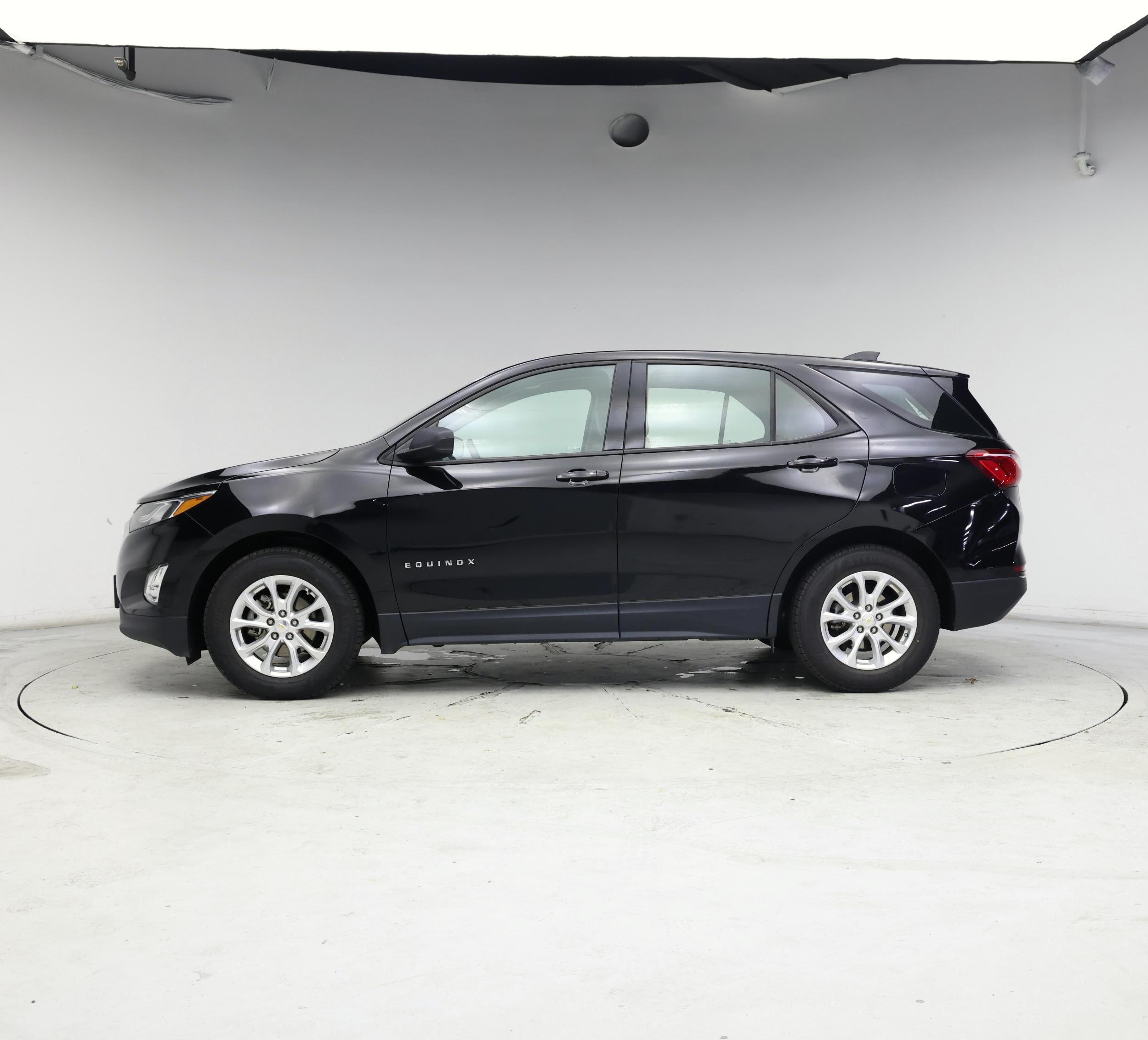 Thumbnail: 2018 Chevrolet Equinox - 3