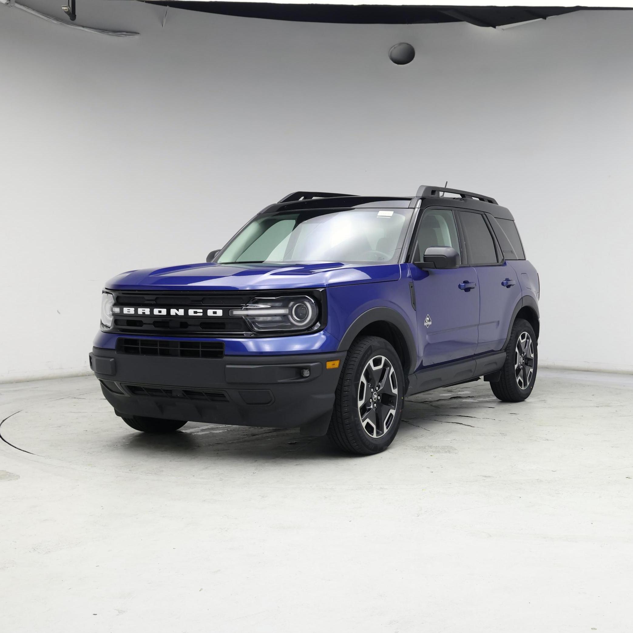 Thumbnail: 2023 Ford Bronco Sport - 4