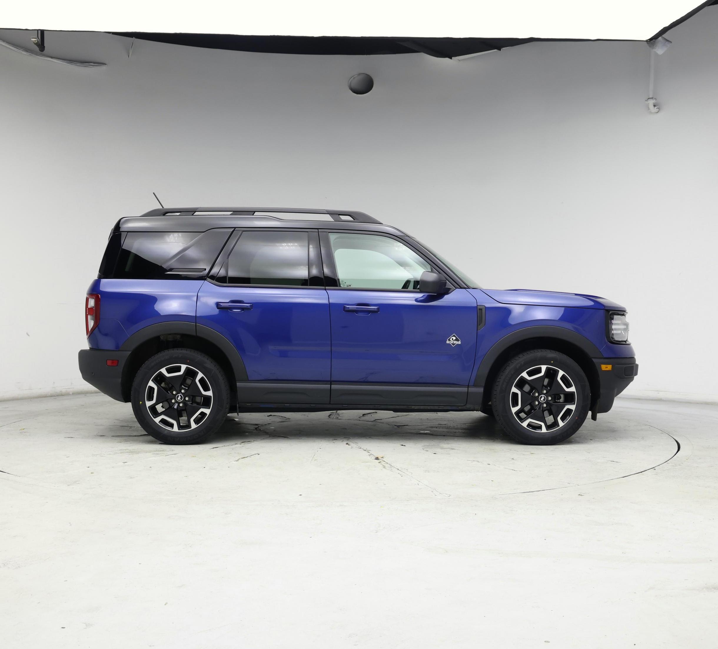 Thumbnail: 2023 Ford Bronco Sport - 7