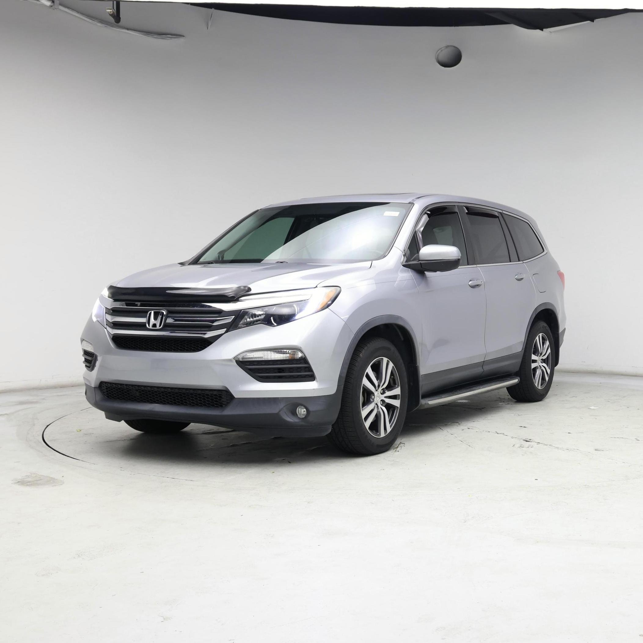 Thumbnail: 2018 Honda Pilot - 4
