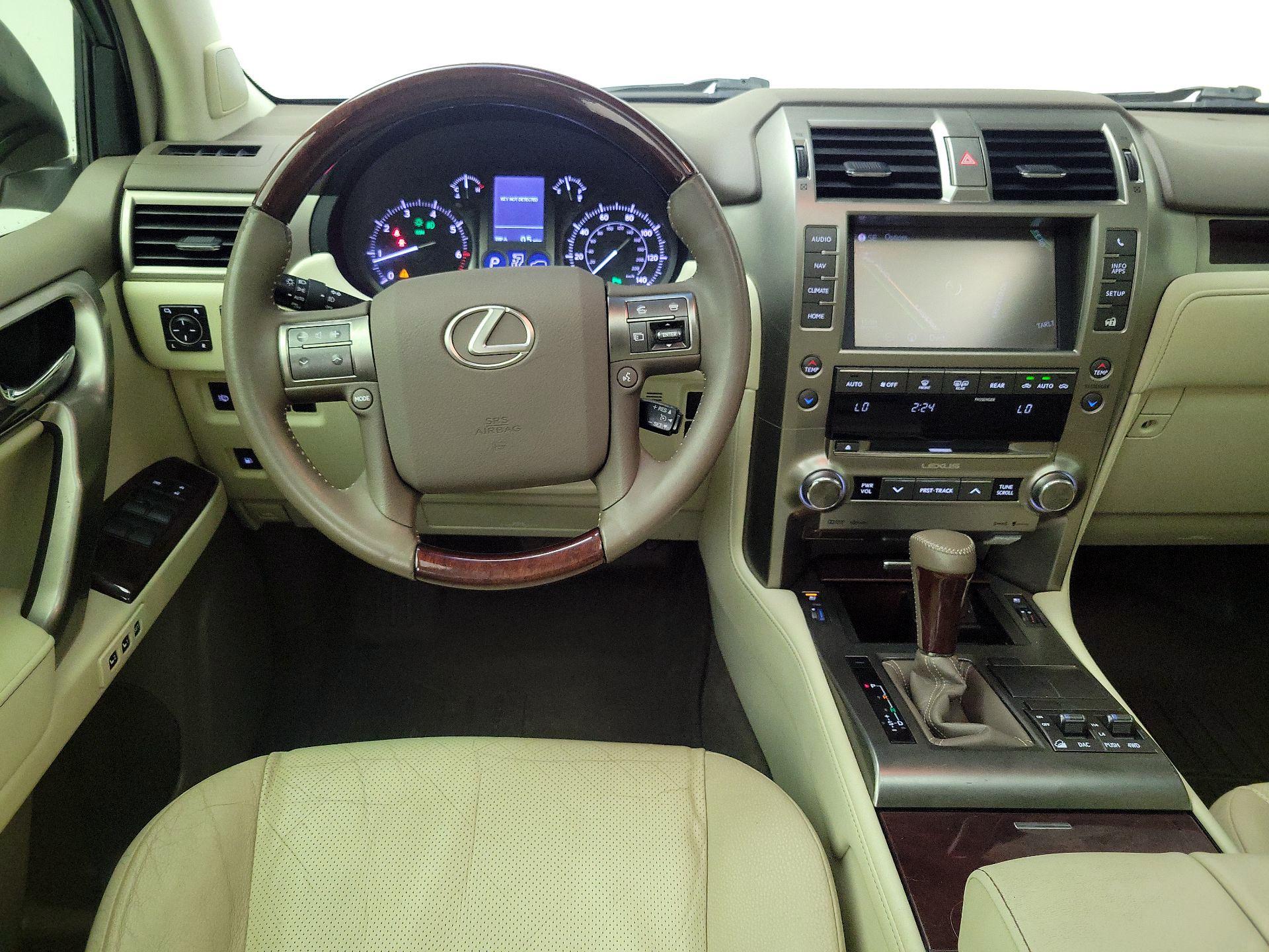 Thumbnail: 2015 Lexus GX - 10