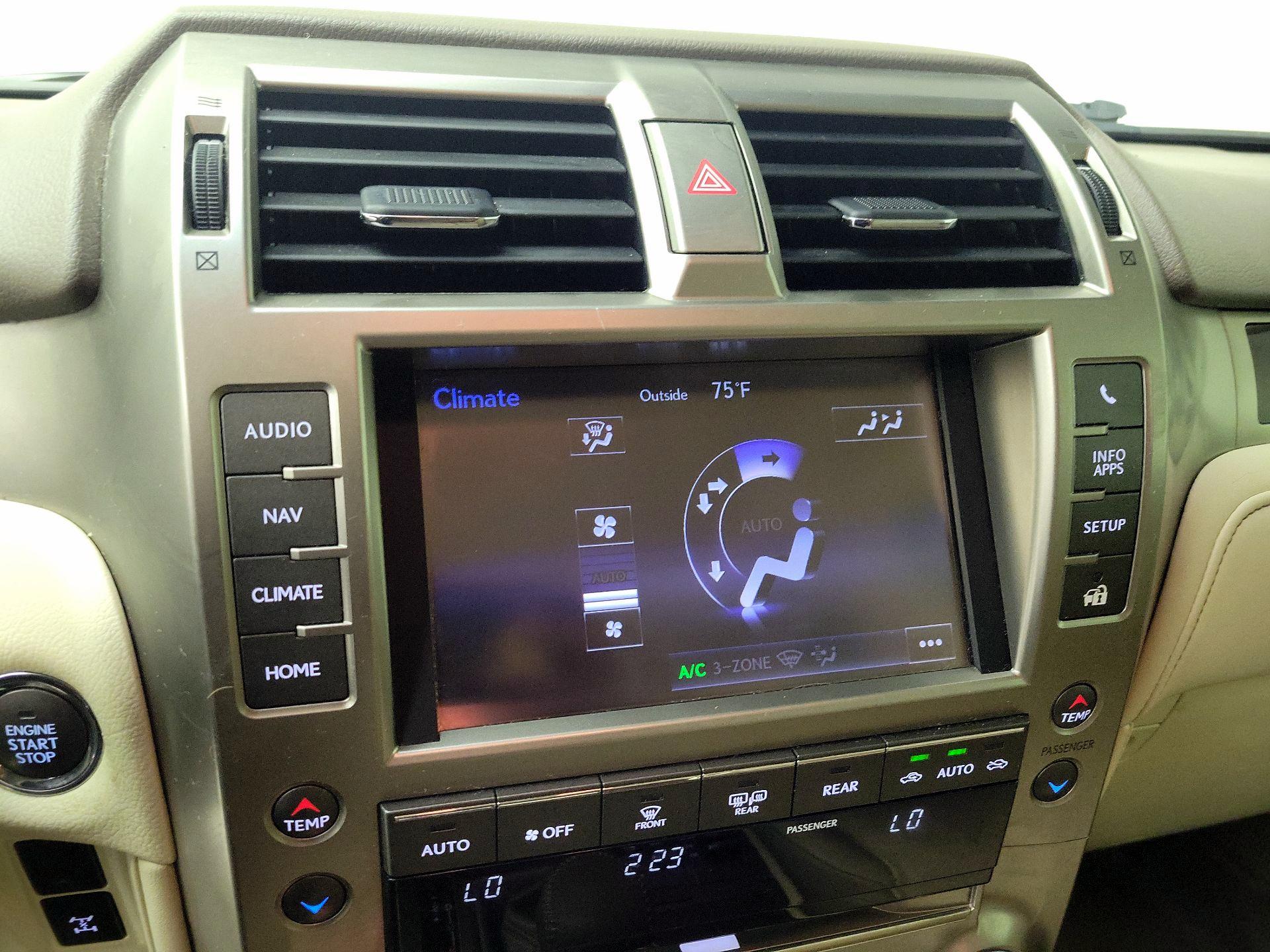 Thumbnail: 2015 Lexus GX - 17