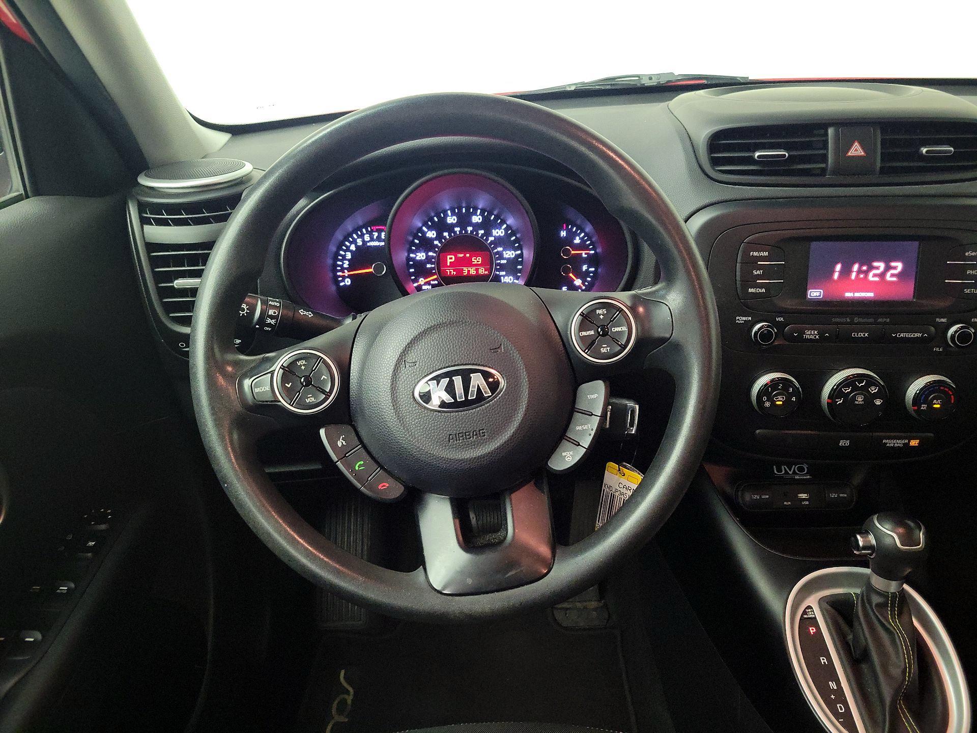 Thumbnail: 2015 Kia Soul - 10
