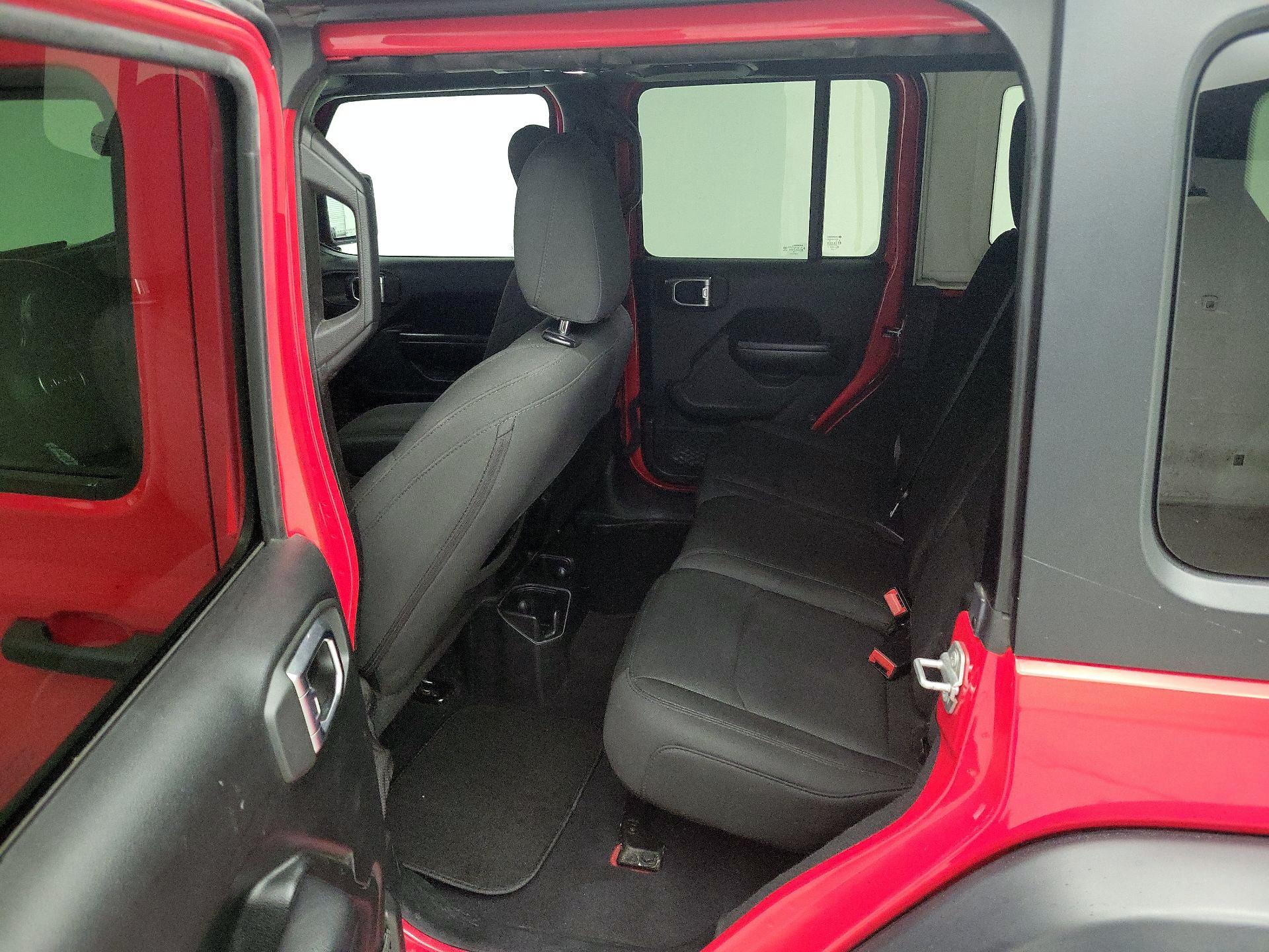 Thumbnail: 2018 Jeep Wrangler - 19