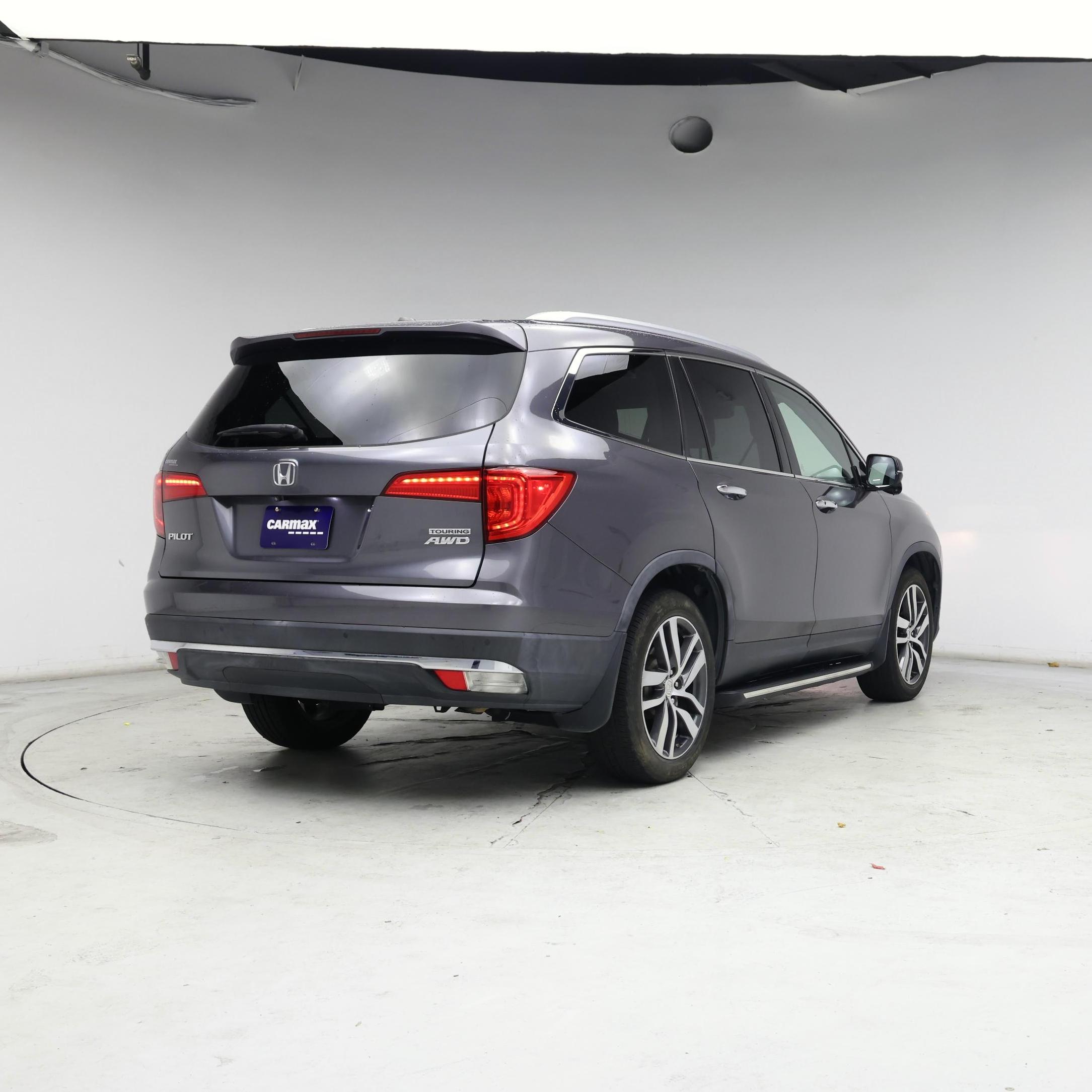 Thumbnail: 2016 Honda Pilot - 8