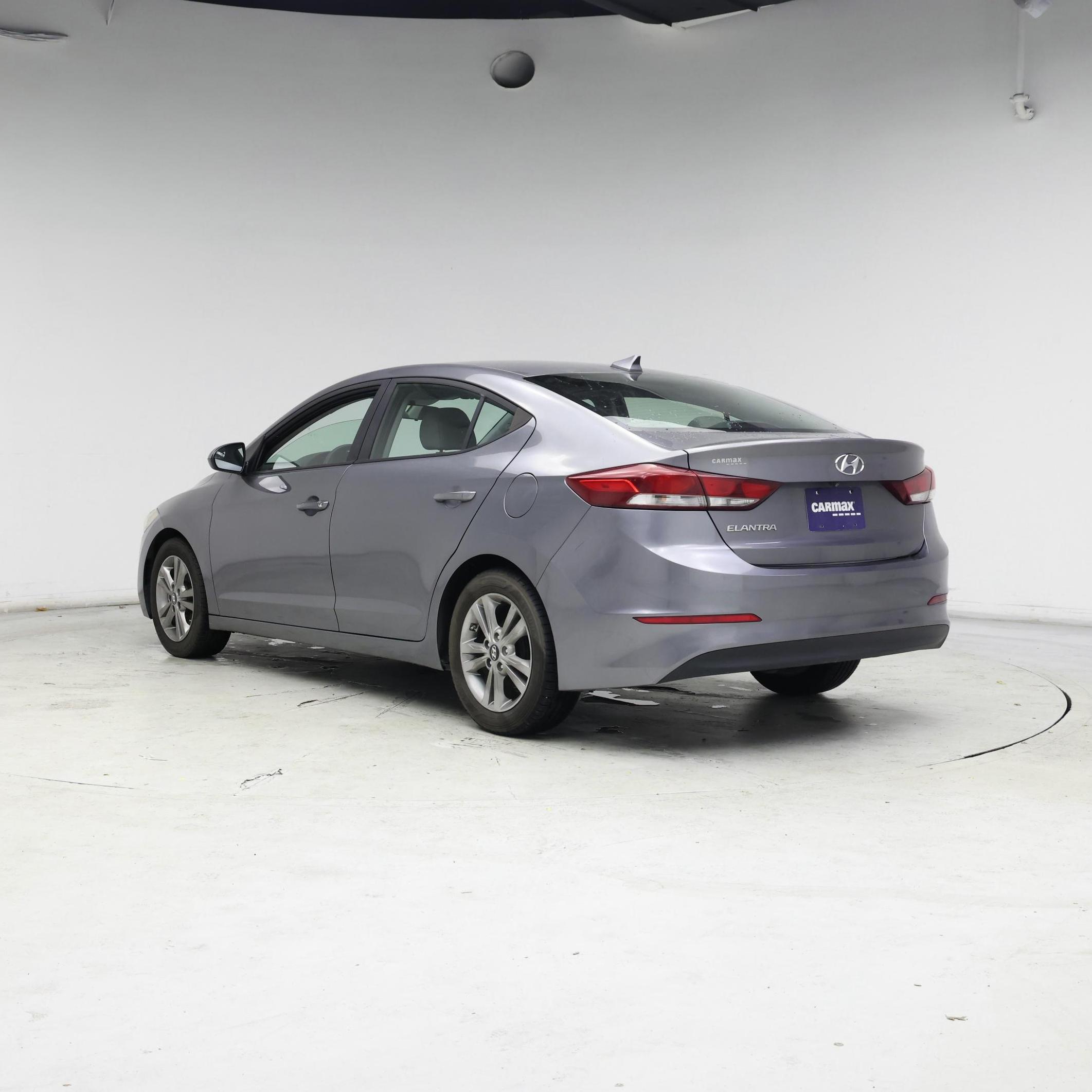 Thumbnail: 2017 Hyundai Elantra - 2