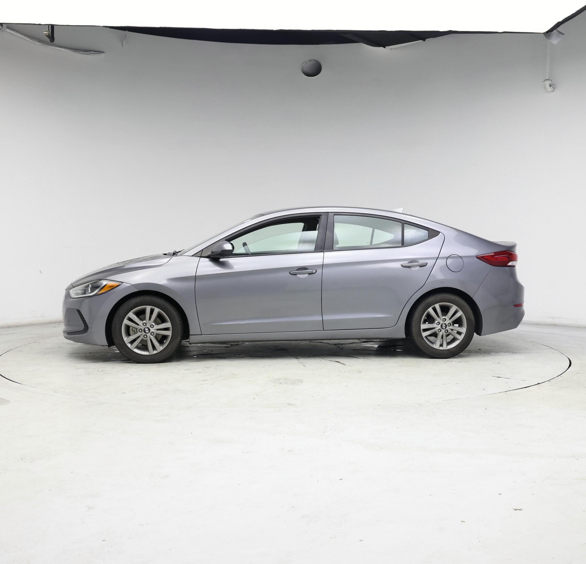Thumbnail: 2017 Hyundai Elantra - 3