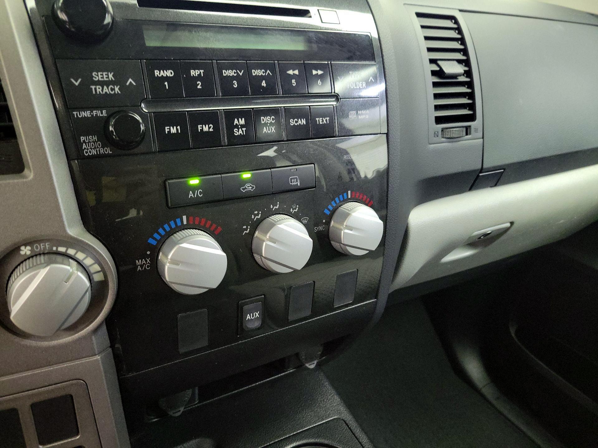 Thumbnail: 2013 Toyota Tundra - 15