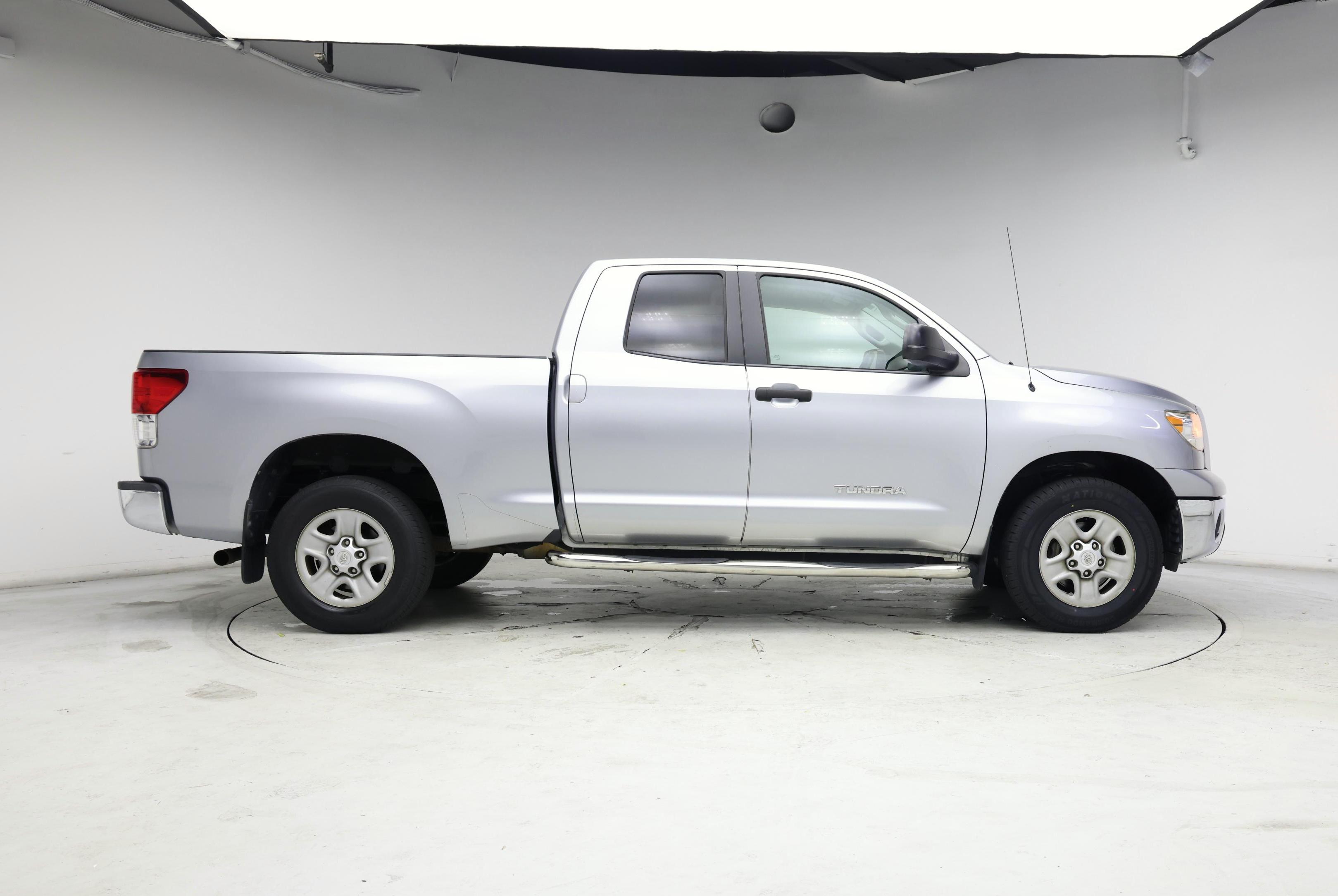 Thumbnail: 2013 Toyota Tundra - 7