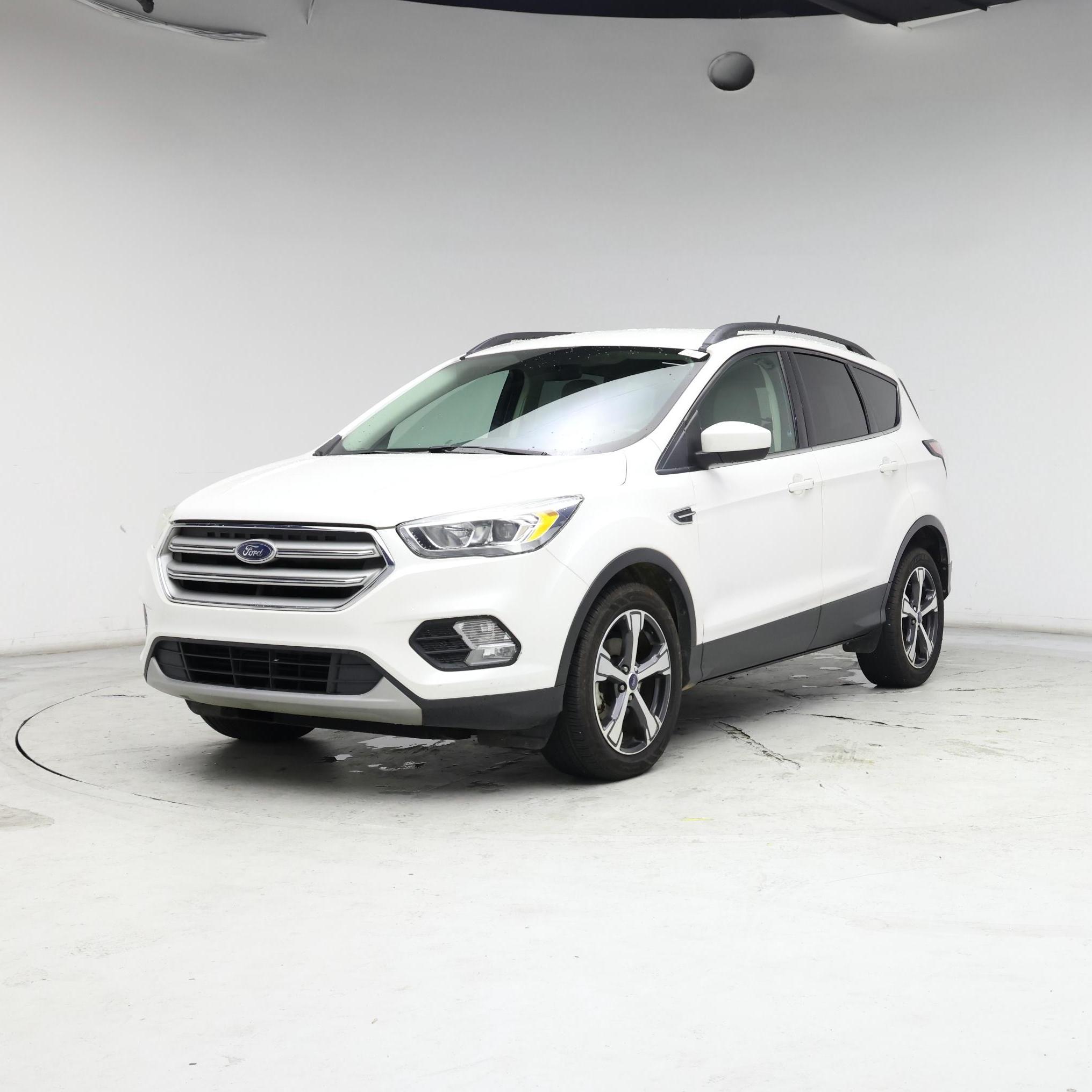 Thumbnail: 2018 Ford Escape - 4