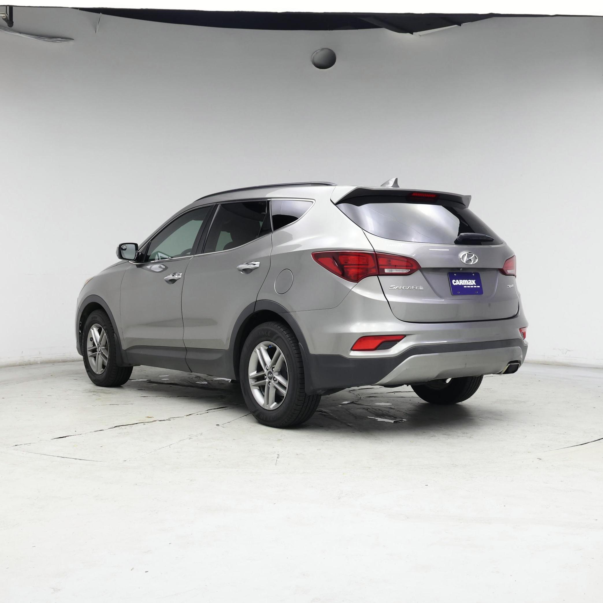 Thumbnail: 2018 Hyundai Santa Fe - 2